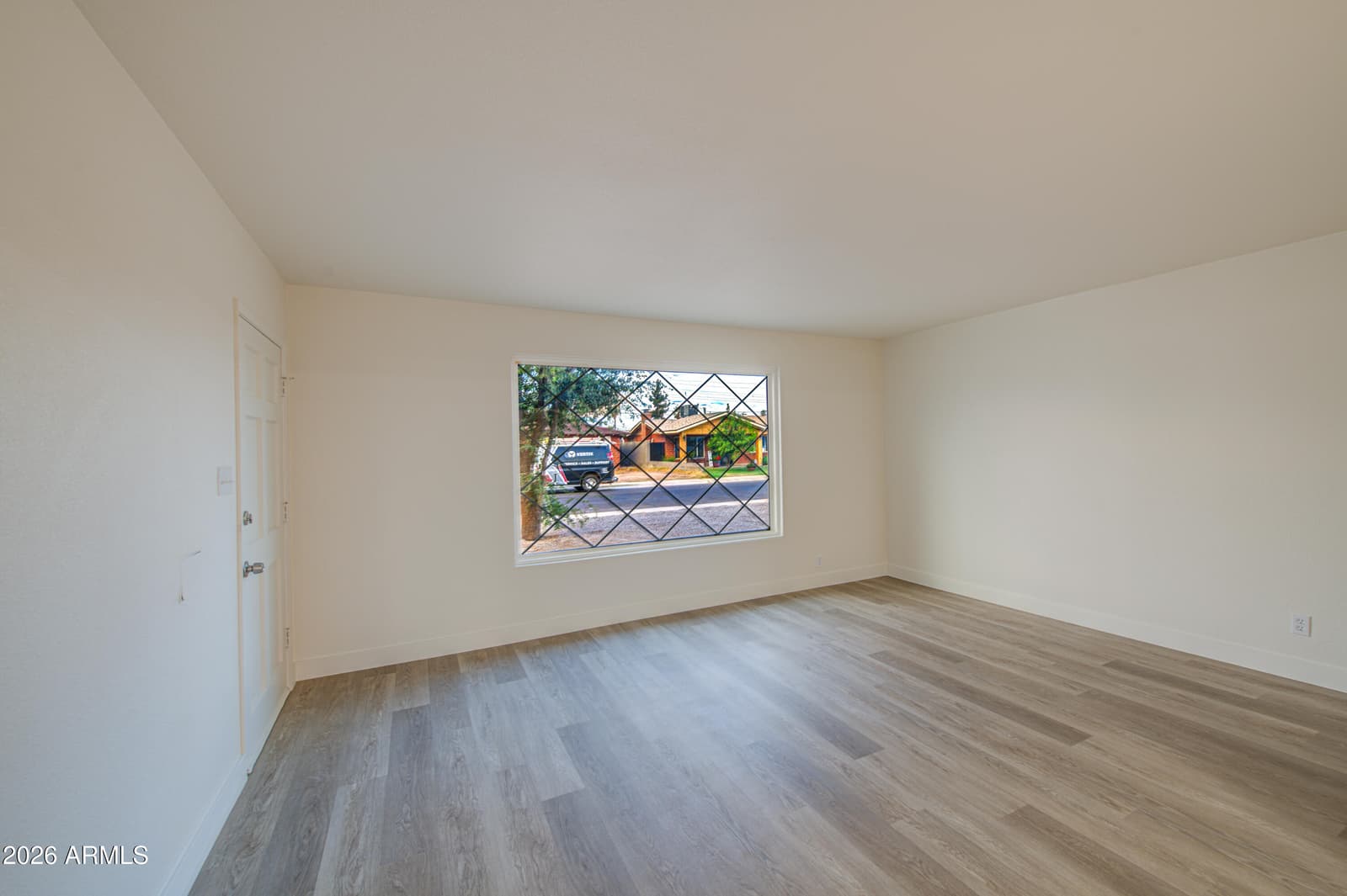 3700 W CAVALIER Drive, Phoenix, AZ 85019 — photo 15 of 36