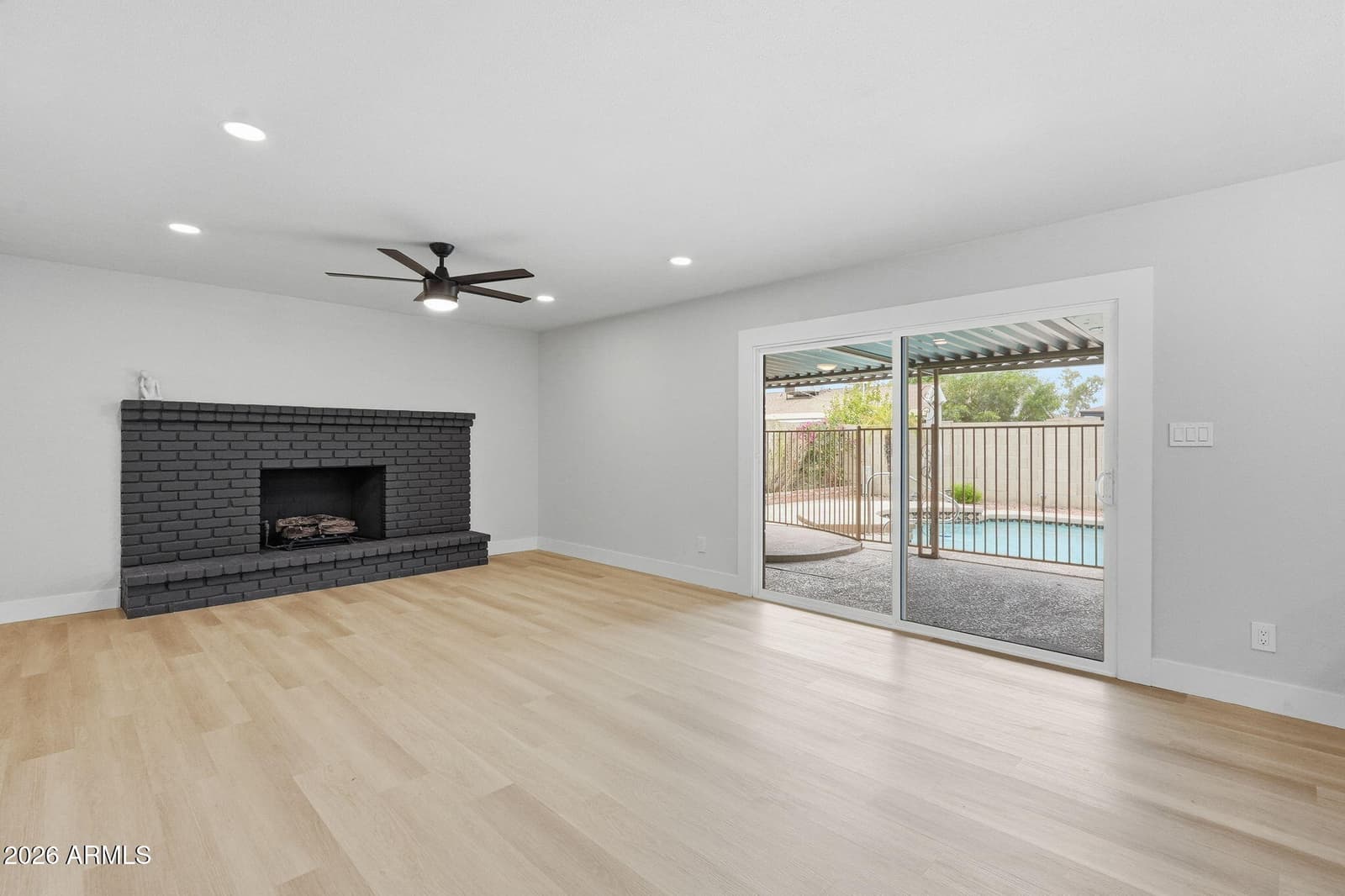 11002 N 45TH Avenue, Glendale, AZ 85304 — photo 9 of 41