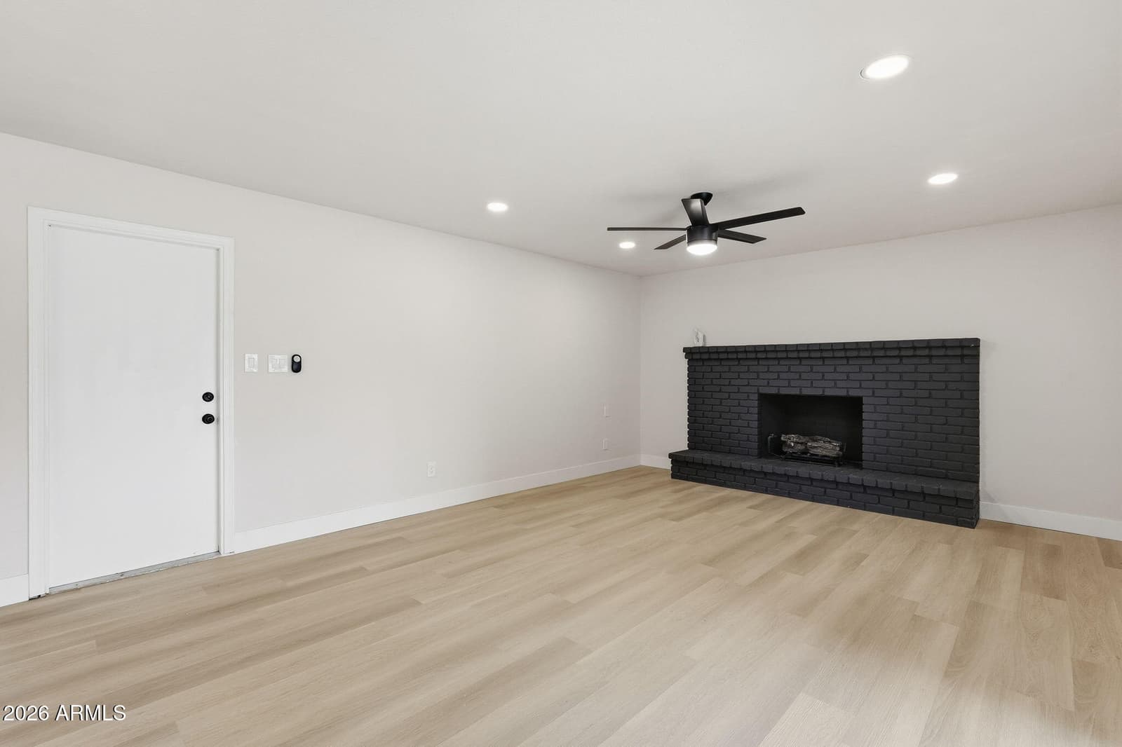 11002 N 45TH Avenue, Glendale, AZ 85304 — photo 11 of 41