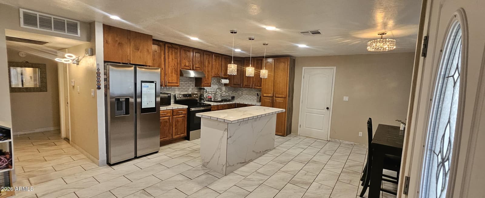 5454 W ROANOKE Avenue, Phoenix, AZ 85035 — photo 4 of 9
