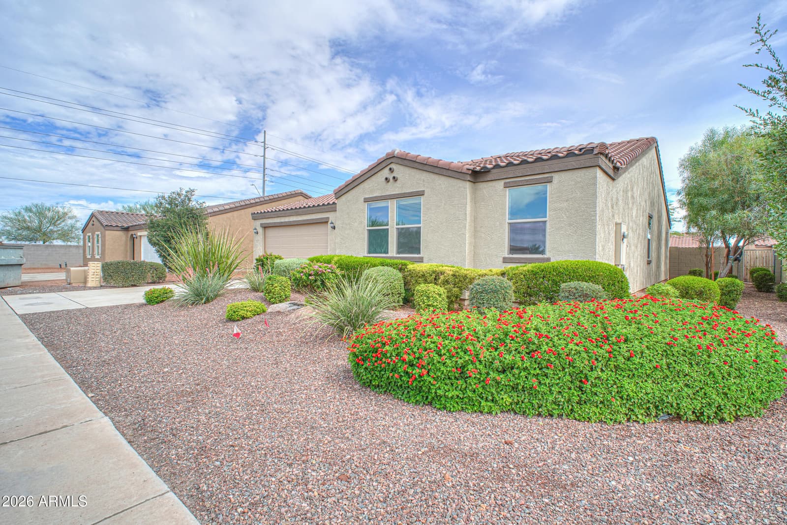 1477 E Fleet Place, Casa Grande, AZ 85122 — photo 3 of 32