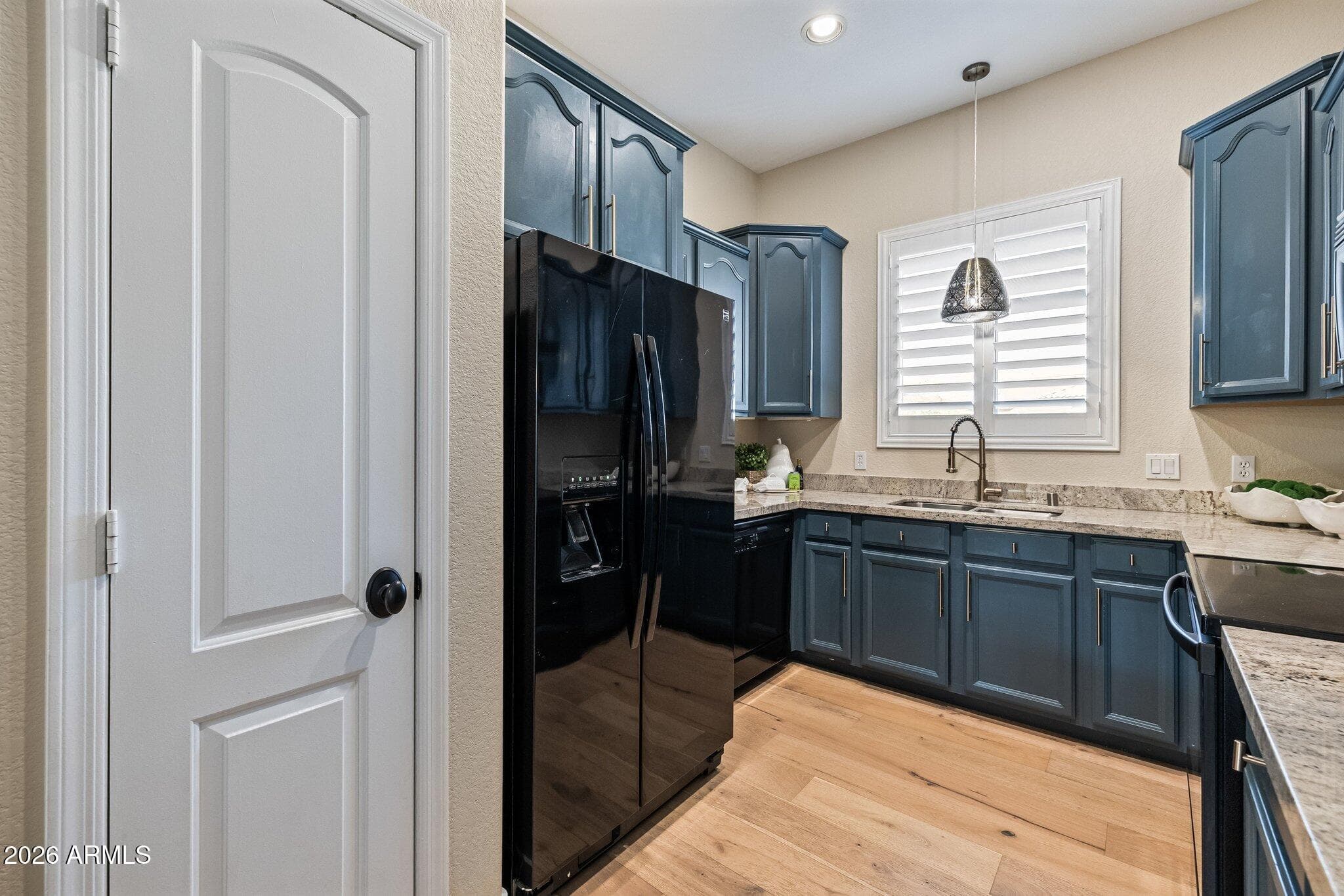 7027 N SCOTTSDALE Road 214, Paradise Valley, AZ 85253 — photo 5 of 30