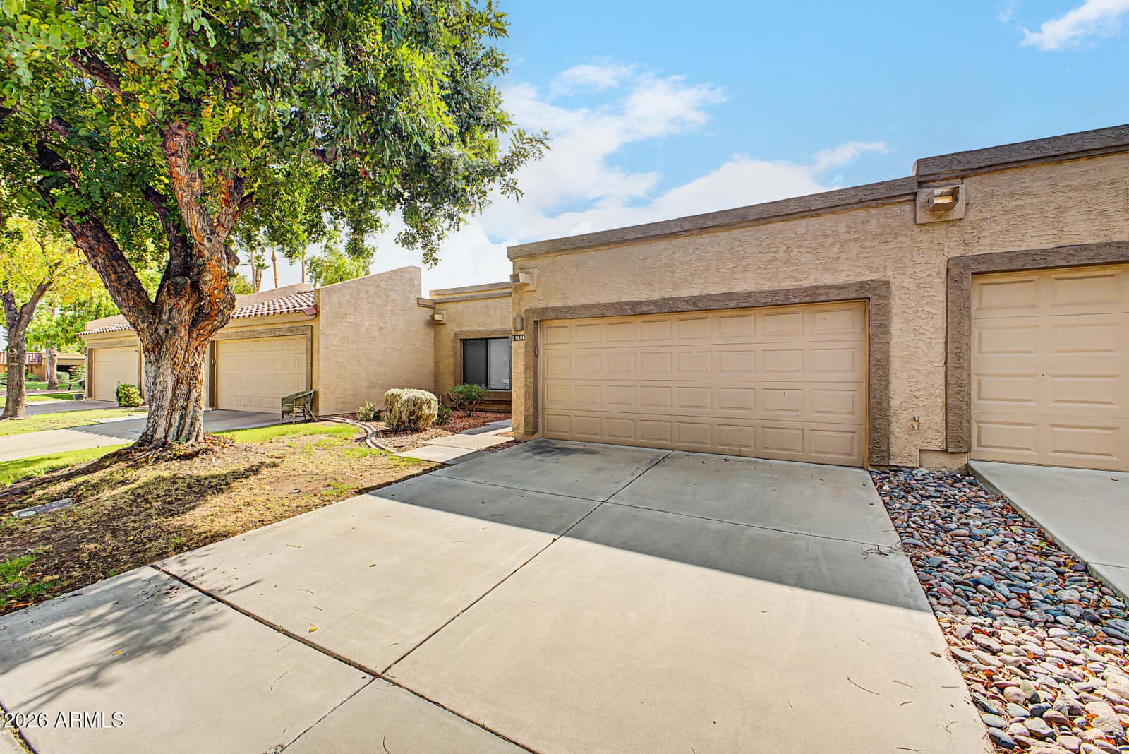 19606 N 97TH Lane, Peoria, AZ 85382 — photo 3 of 43