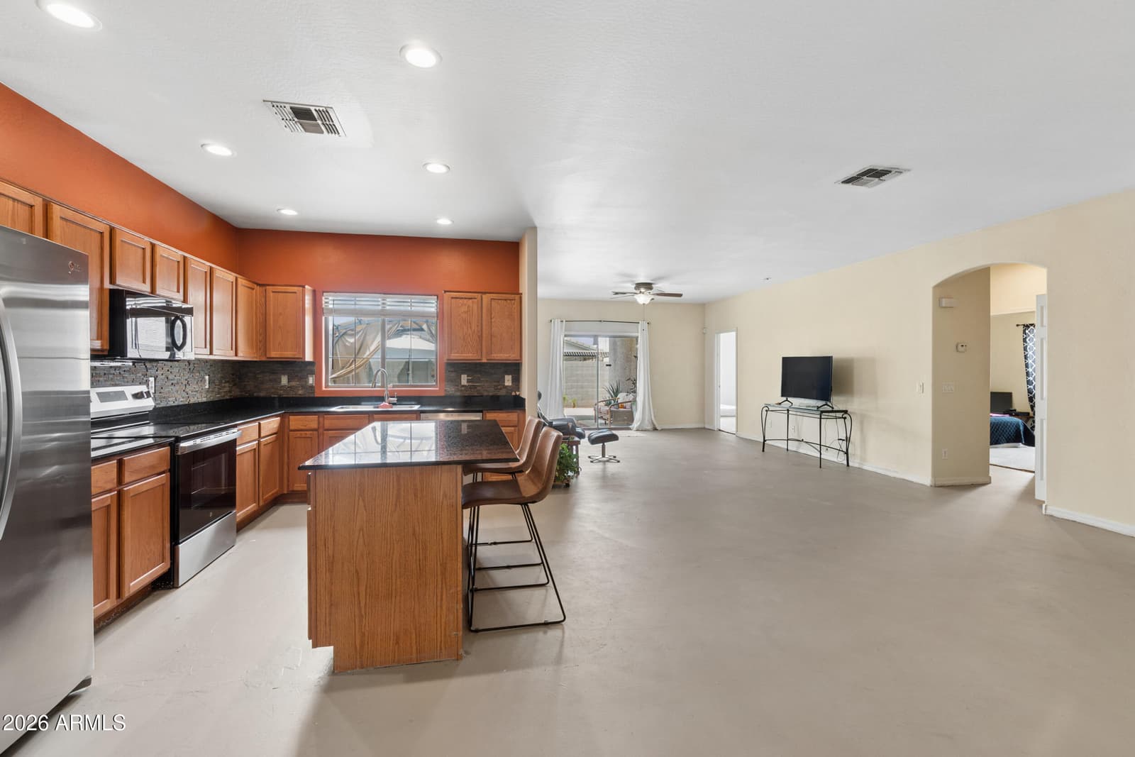 4916 W HARWELL Road, Laveen, AZ 85339 — photo 7 of 32