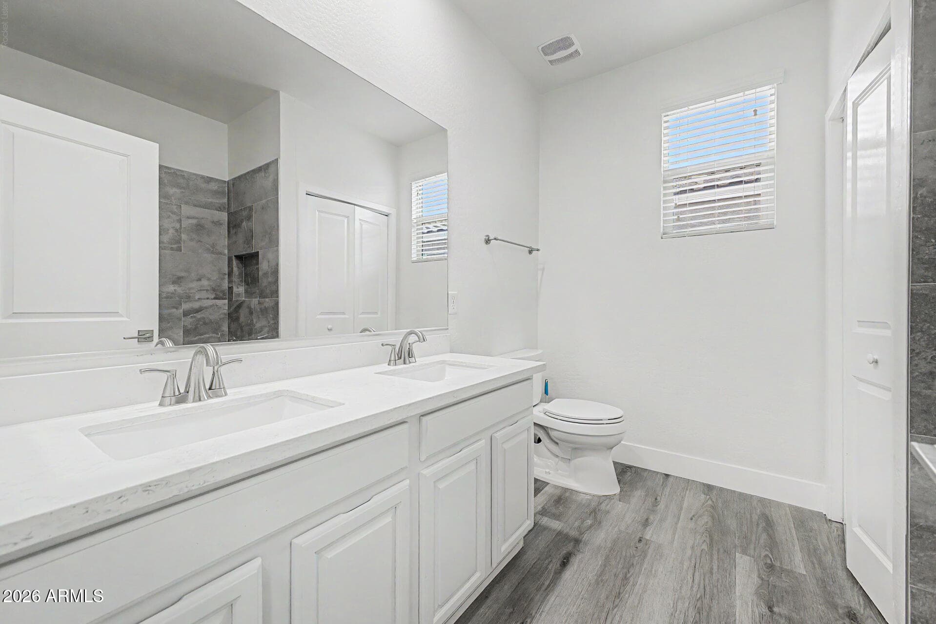 7321 N 123RD Drive, Glendale, AZ 85307 — photo 6 of 11