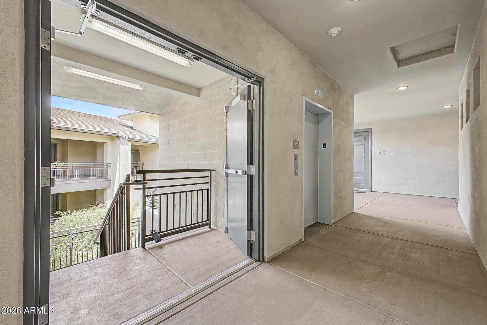 17850 N 68TH Street 3072, Phoenix, AZ 85054 — photo 34 of 53