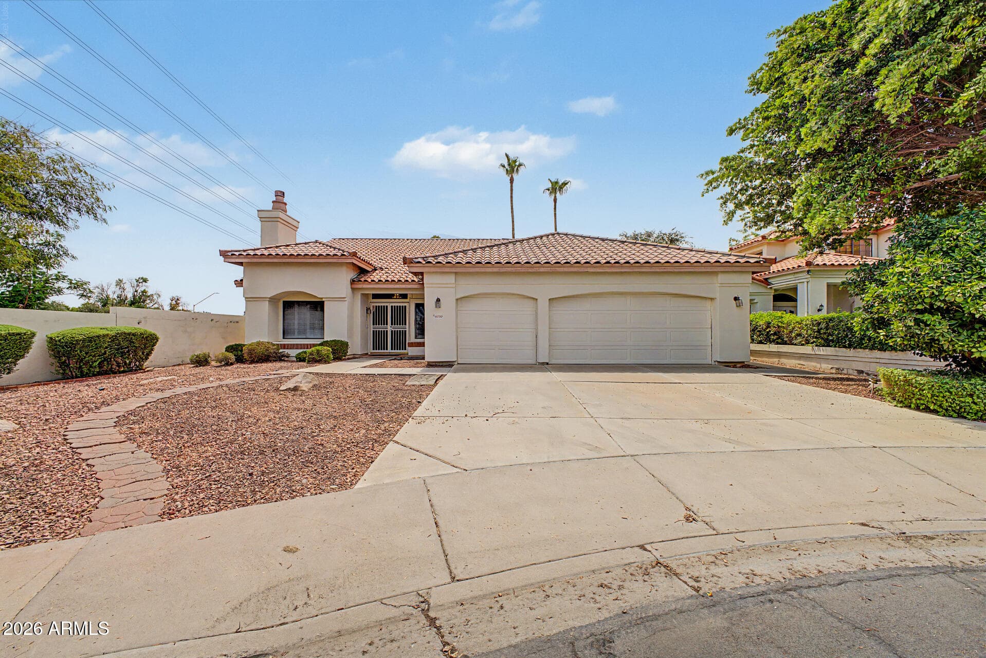 12220 N 56TH Drive, Glendale, AZ 85304 — photo 1 of 39
