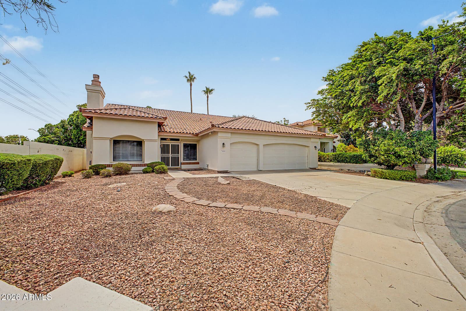12220 N 56TH Drive, Glendale, AZ 85304 — photo 5 of 39