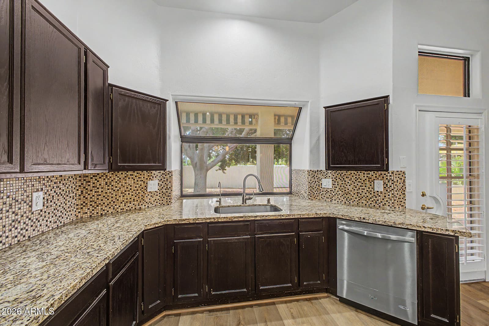 12220 N 56TH Drive, Glendale, AZ 85304 — photo 16 of 39
