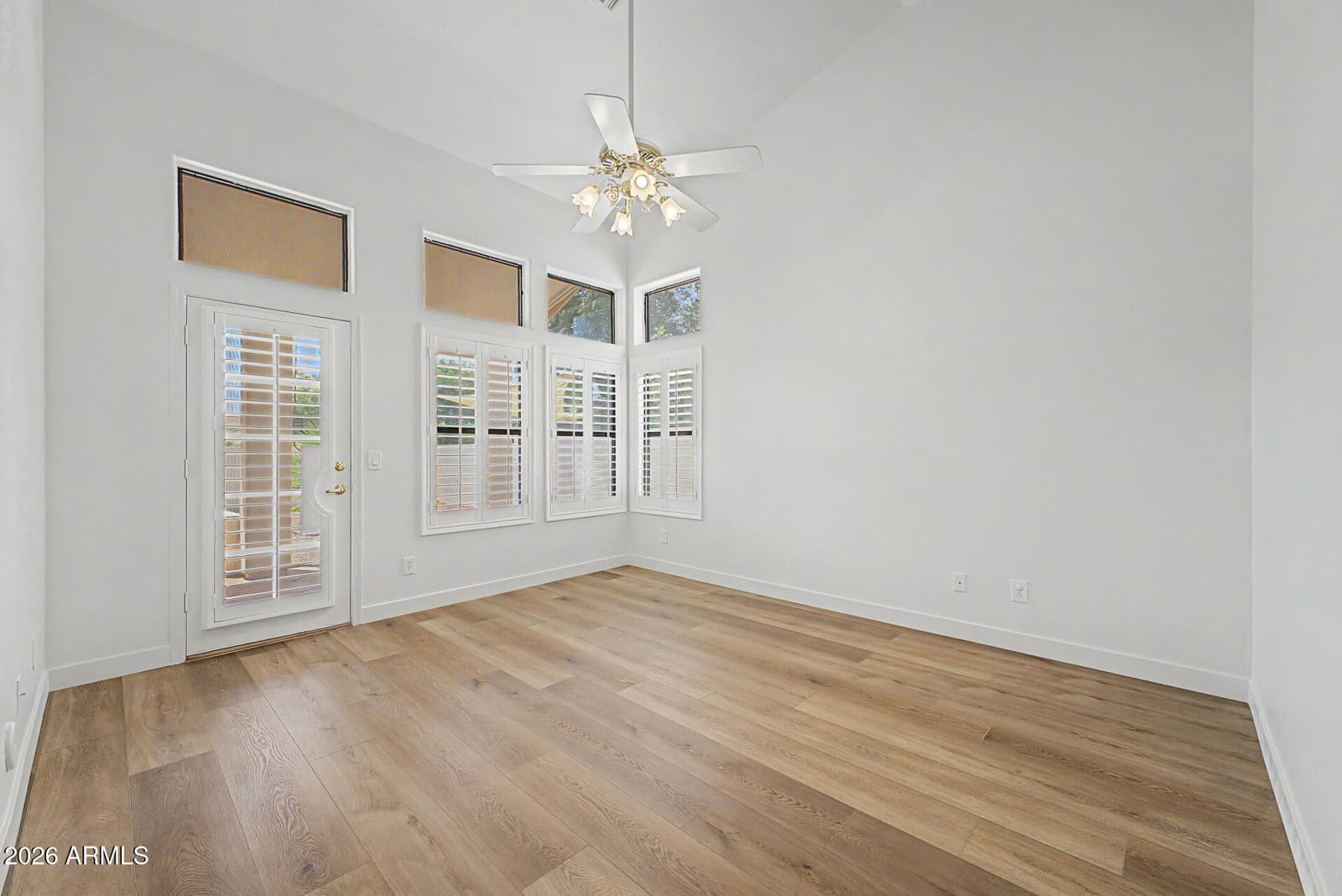 12220 N 56TH Drive, Glendale, AZ 85304 — photo 17 of 39