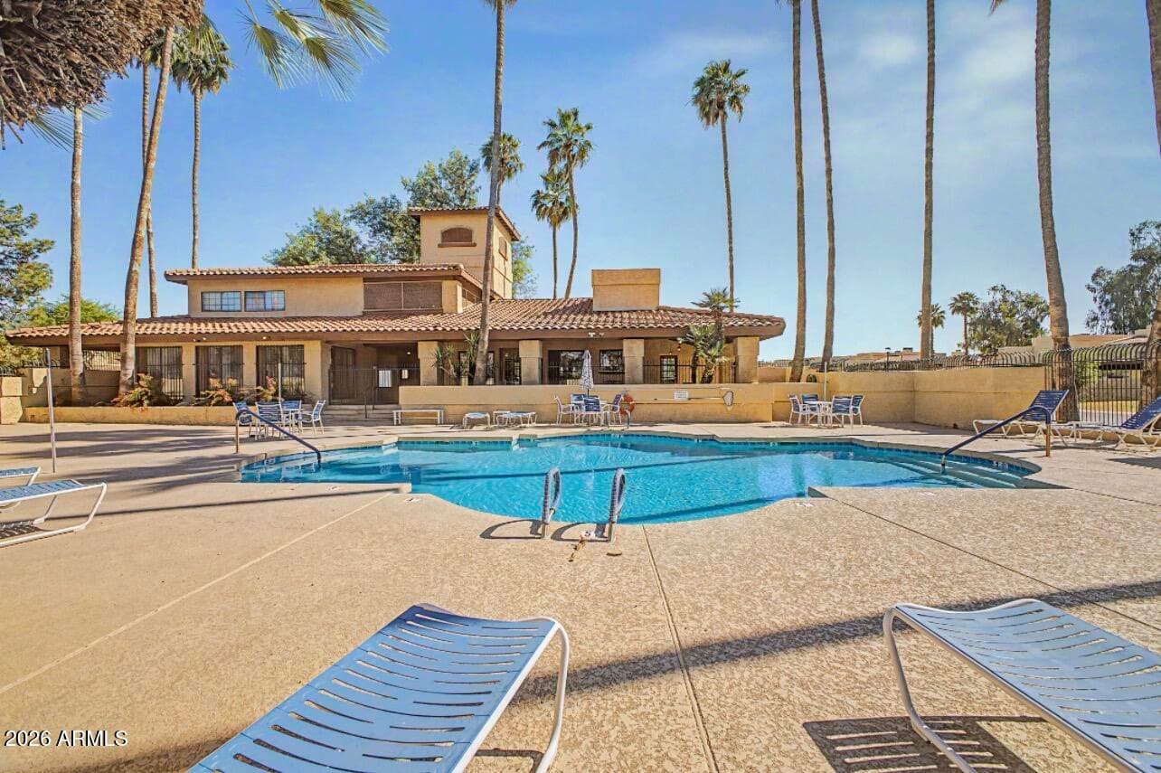 8301 N 21ST Drive F203, Phoenix, AZ 85021