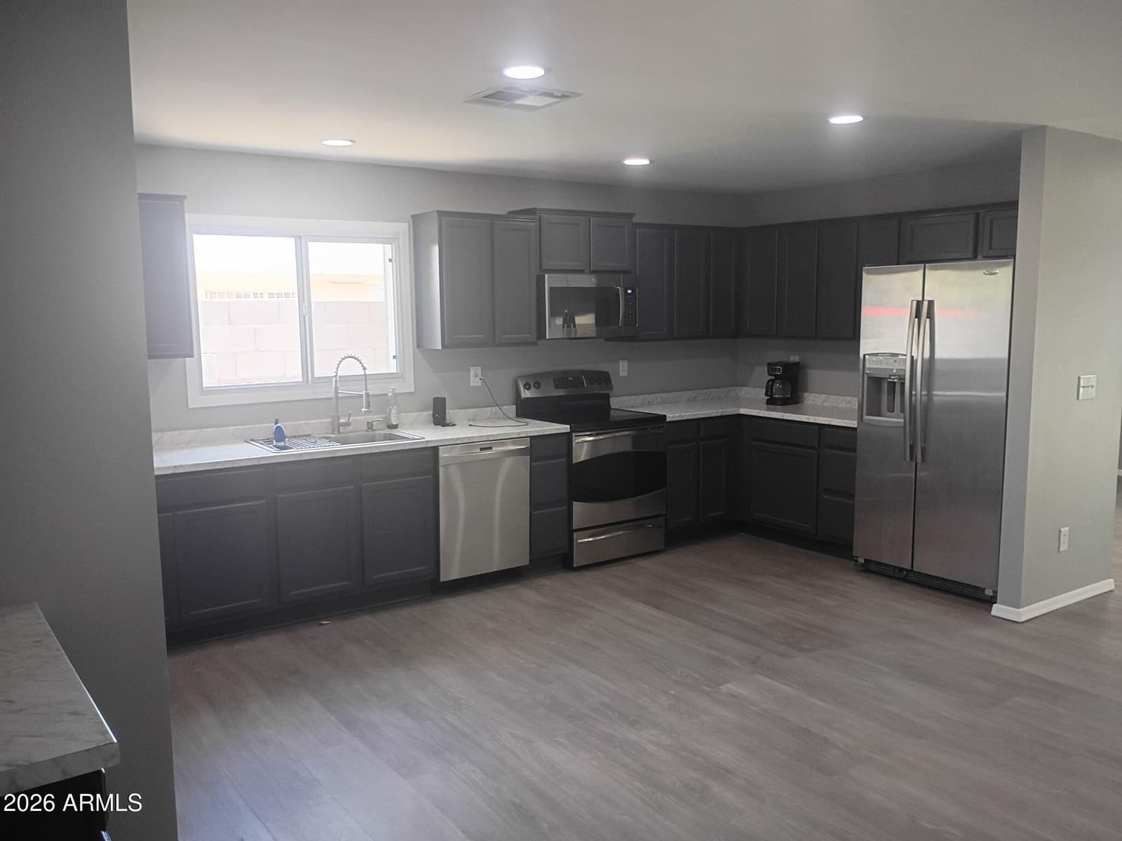 6310 N 46 Avenue N, Glendale, AZ 85301 — photo 14 of 27