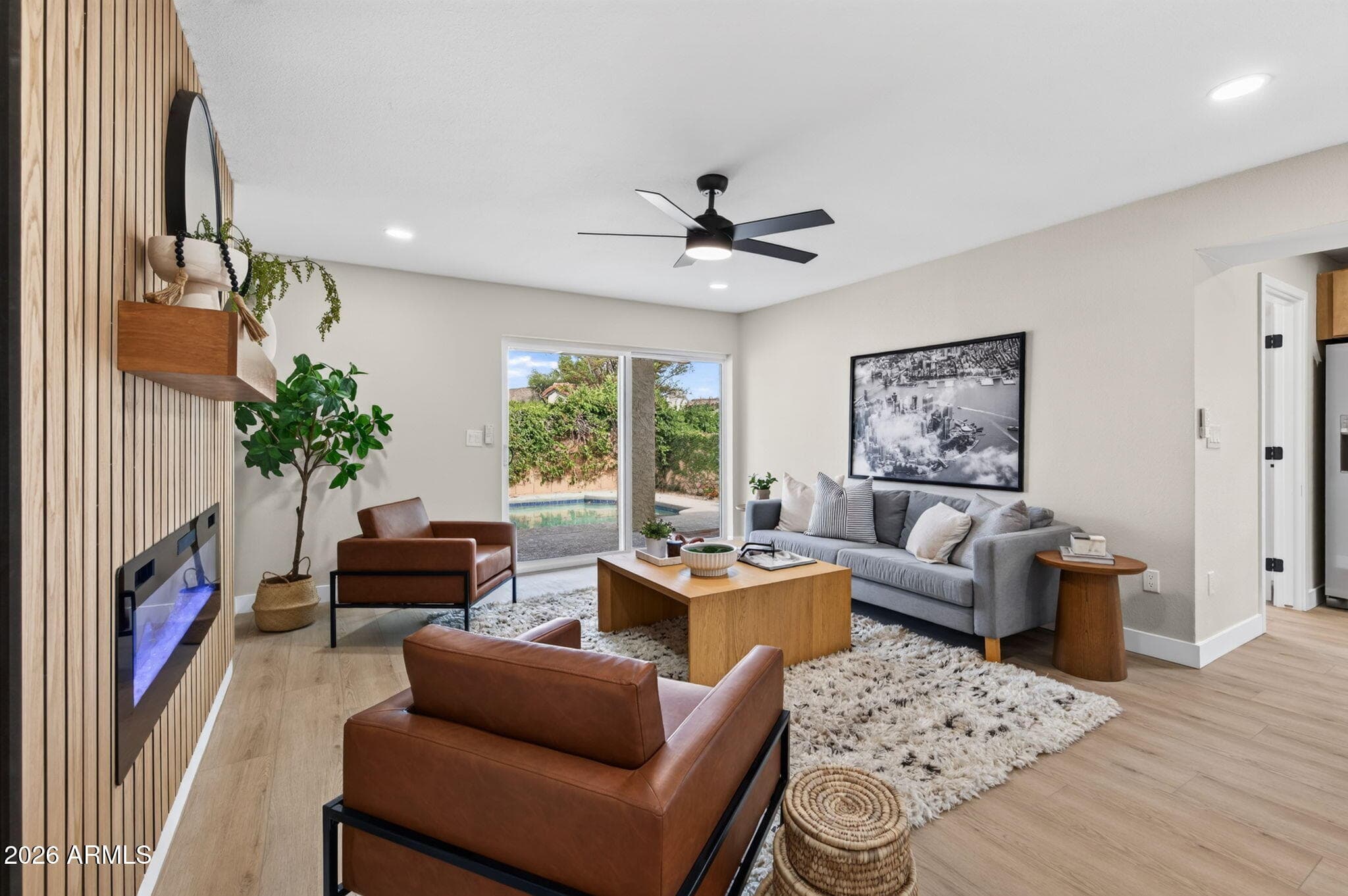 1709 E FRIER Drive, Phoenix, AZ 85020 — photo 13 of 30