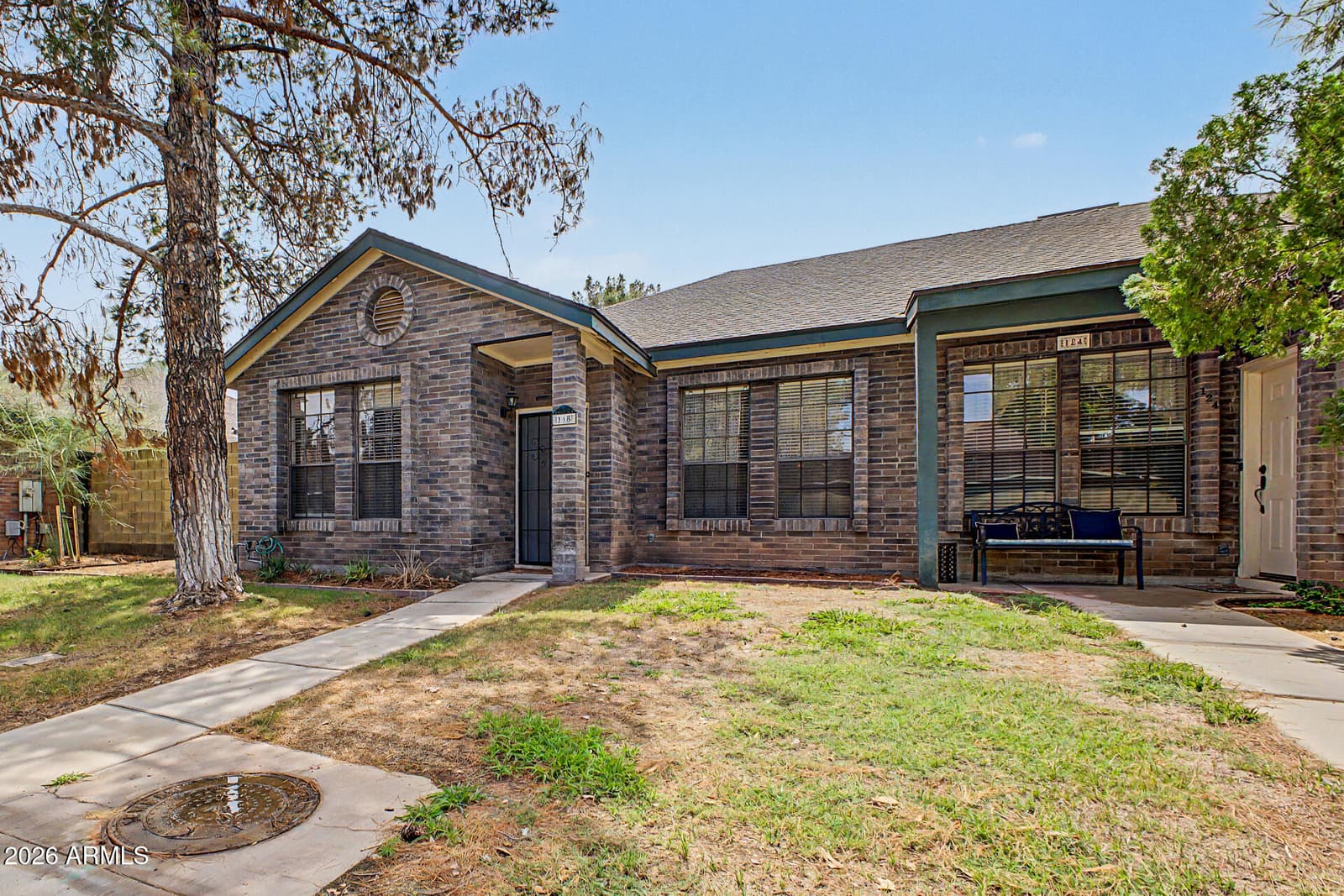 118 N HERITAGE Drive, Gilbert, AZ 85234 — photo 4 of 26