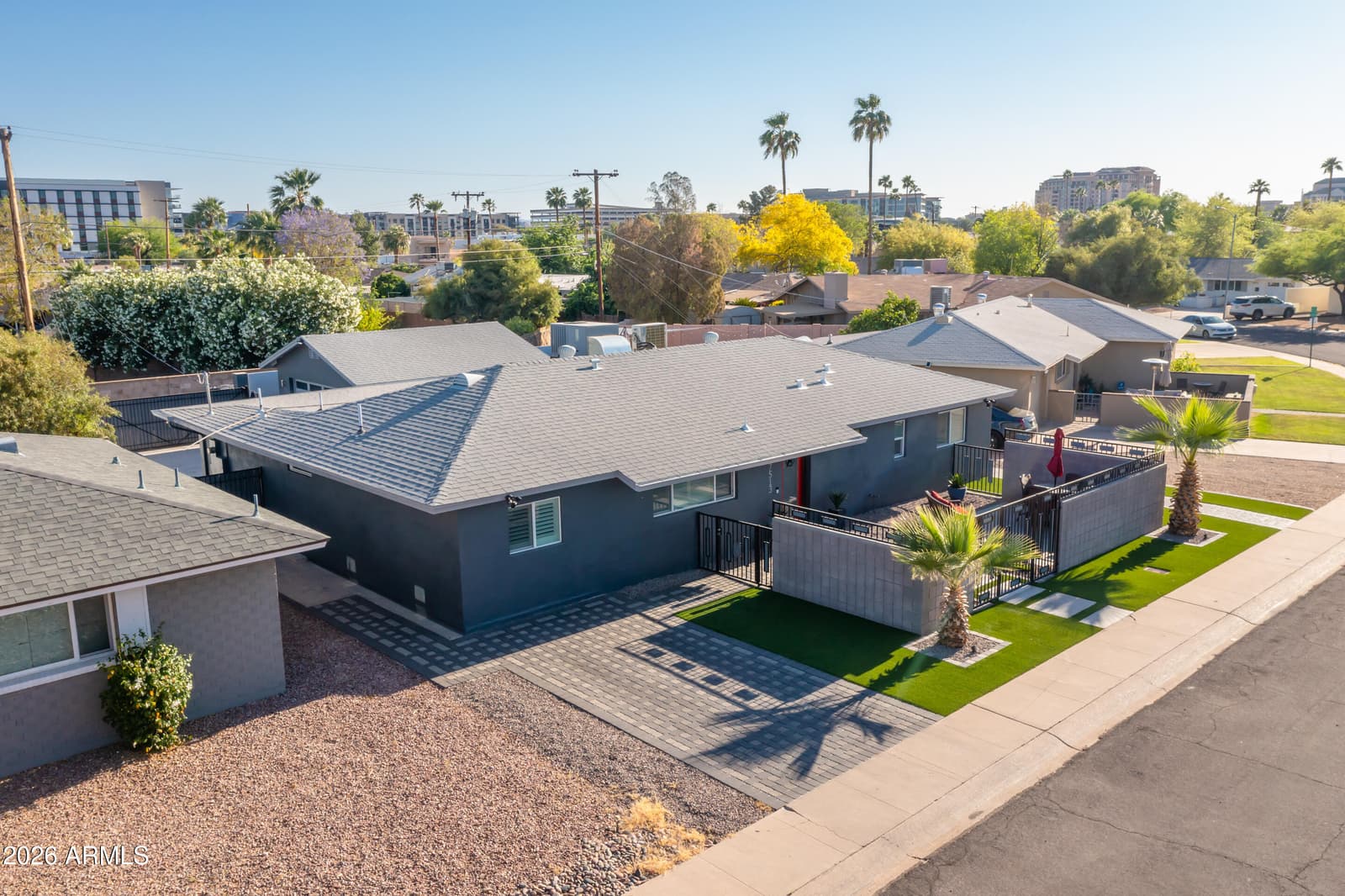 7513 E Hazelwood Street, Scottsdale, AZ 85251 — photo 9 of 77