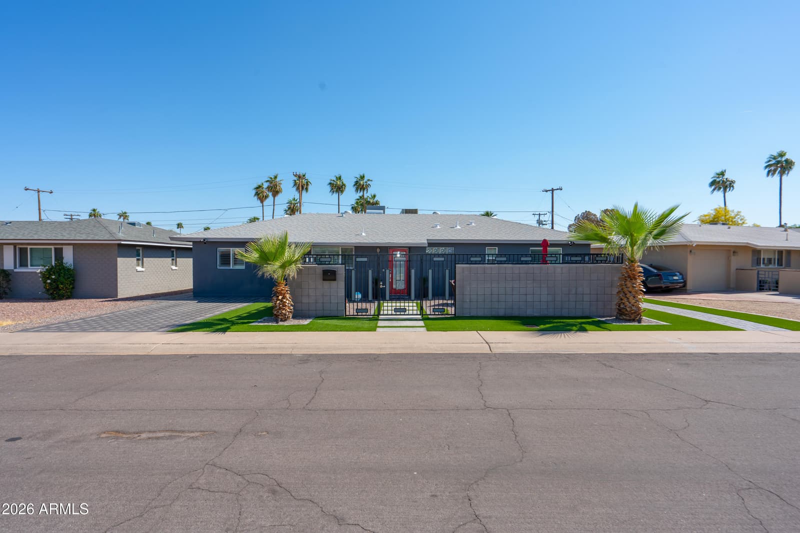 7513 E Hazelwood Street, Scottsdale, AZ 85251 — photo 12 of 77