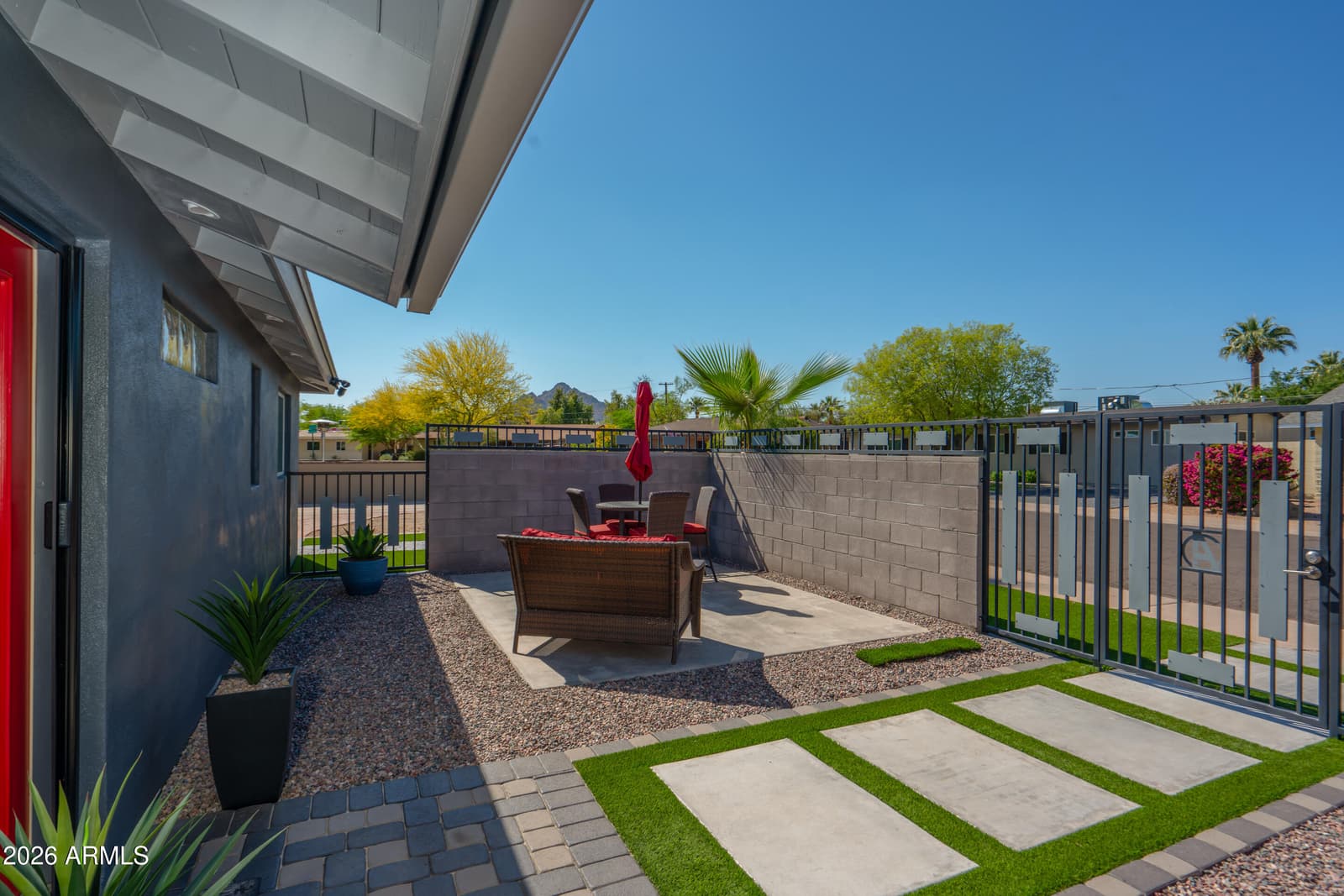 7513 E Hazelwood Street, Scottsdale, AZ 85251 — photo 14 of 77