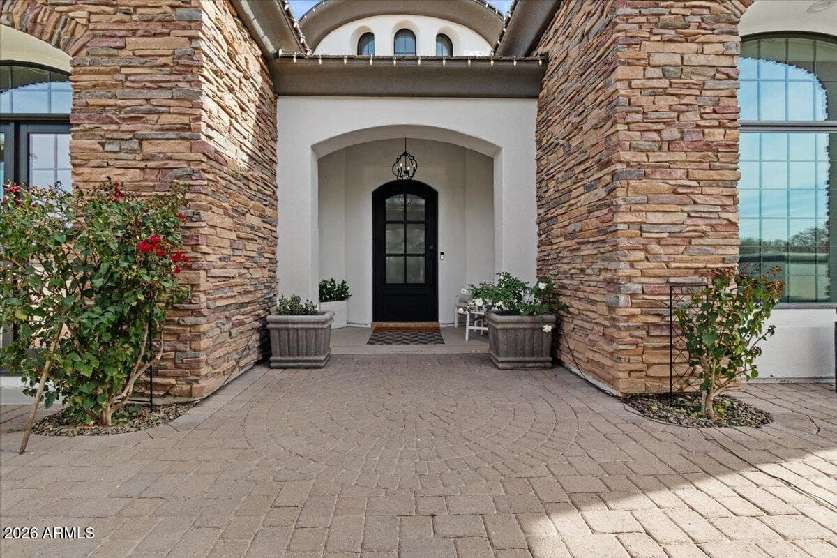 5827 S MARIN Court, Gilbert, AZ 85298 — photo 34 of 103