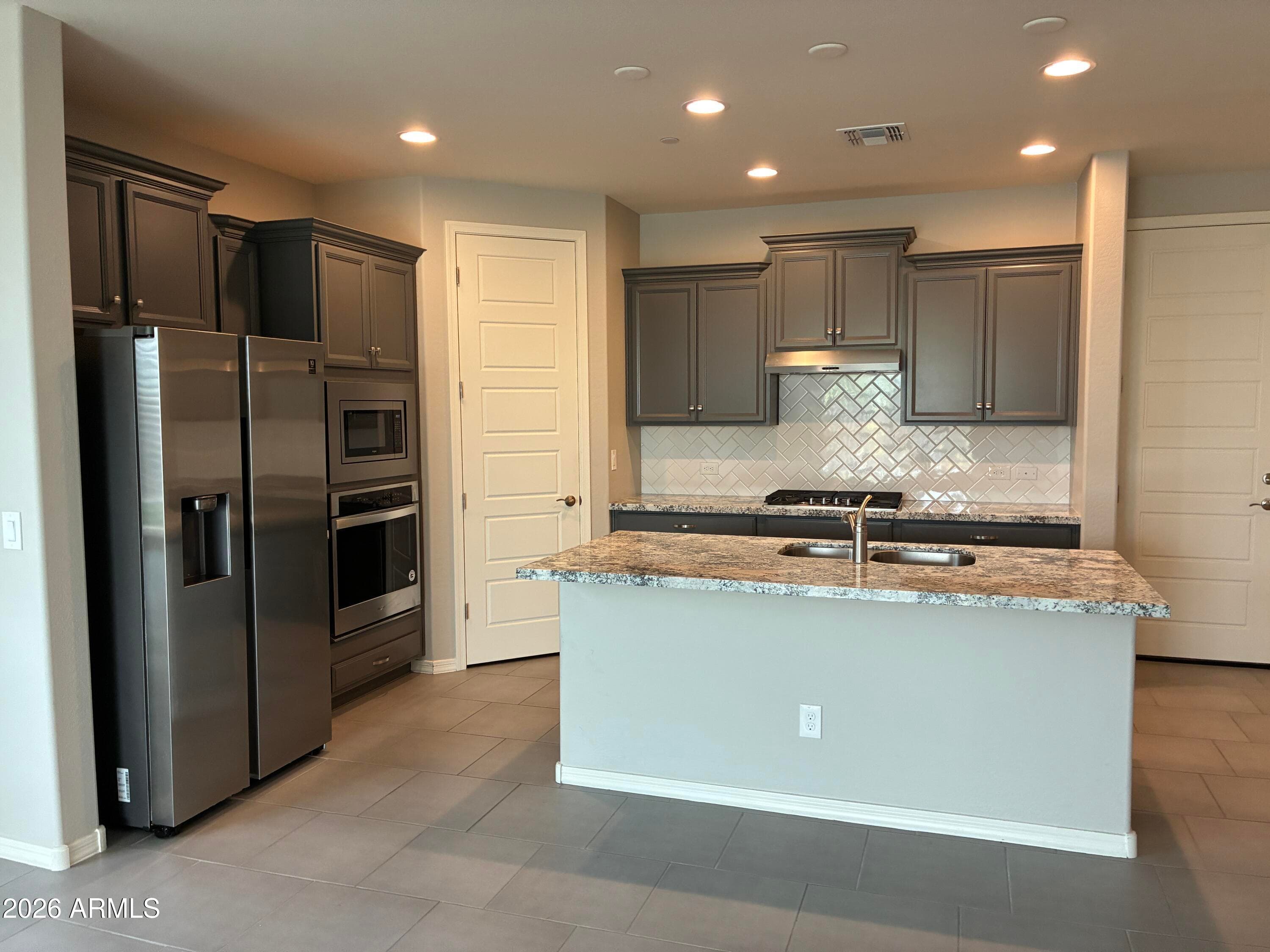 11541 W ASHBY Drive, Peoria, AZ 85383 — photo 1 of 14