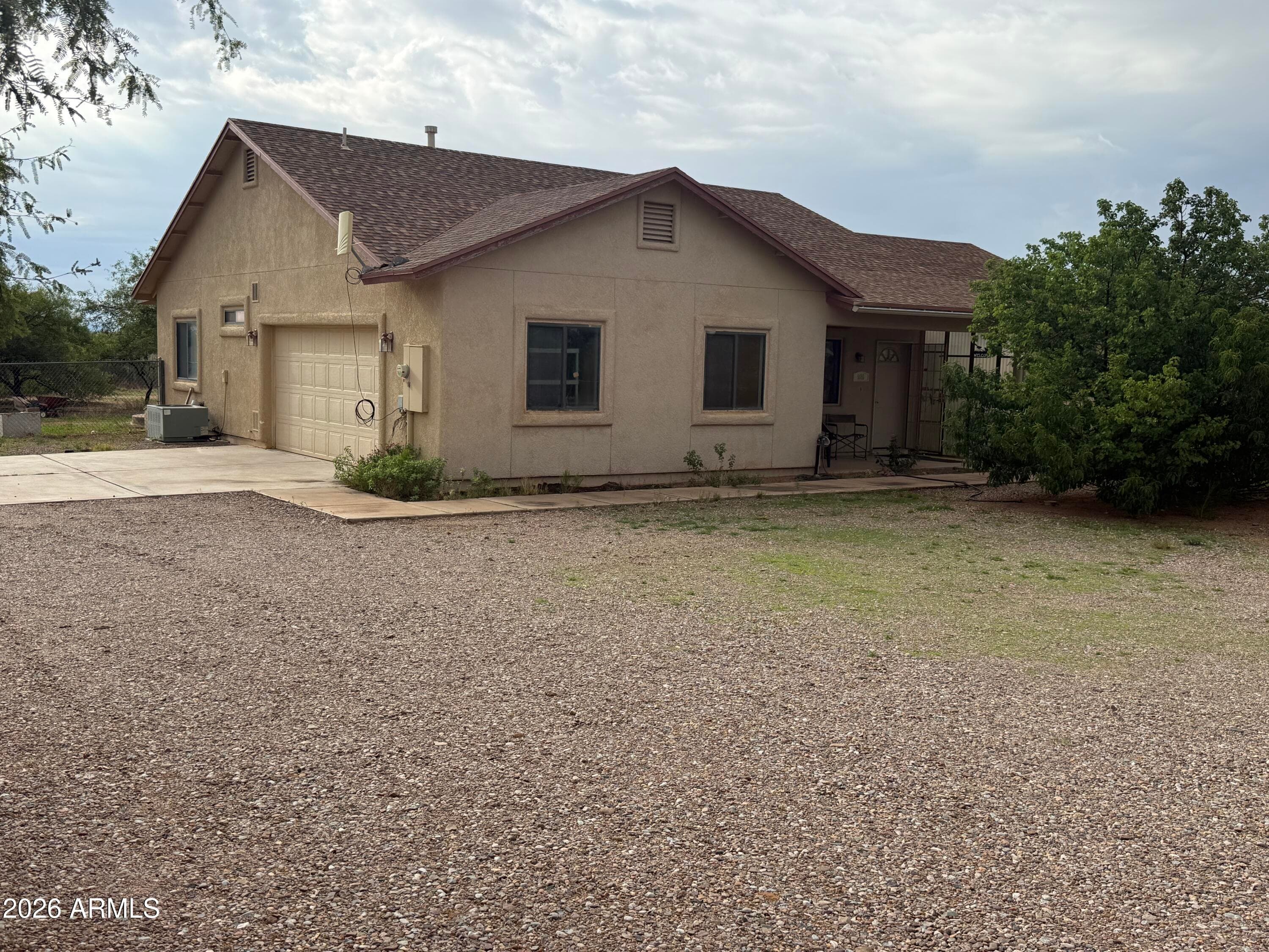 5655 S CALLE DE LA ROSA Drive, Hereford, AZ 85615 — photo 1 of 20