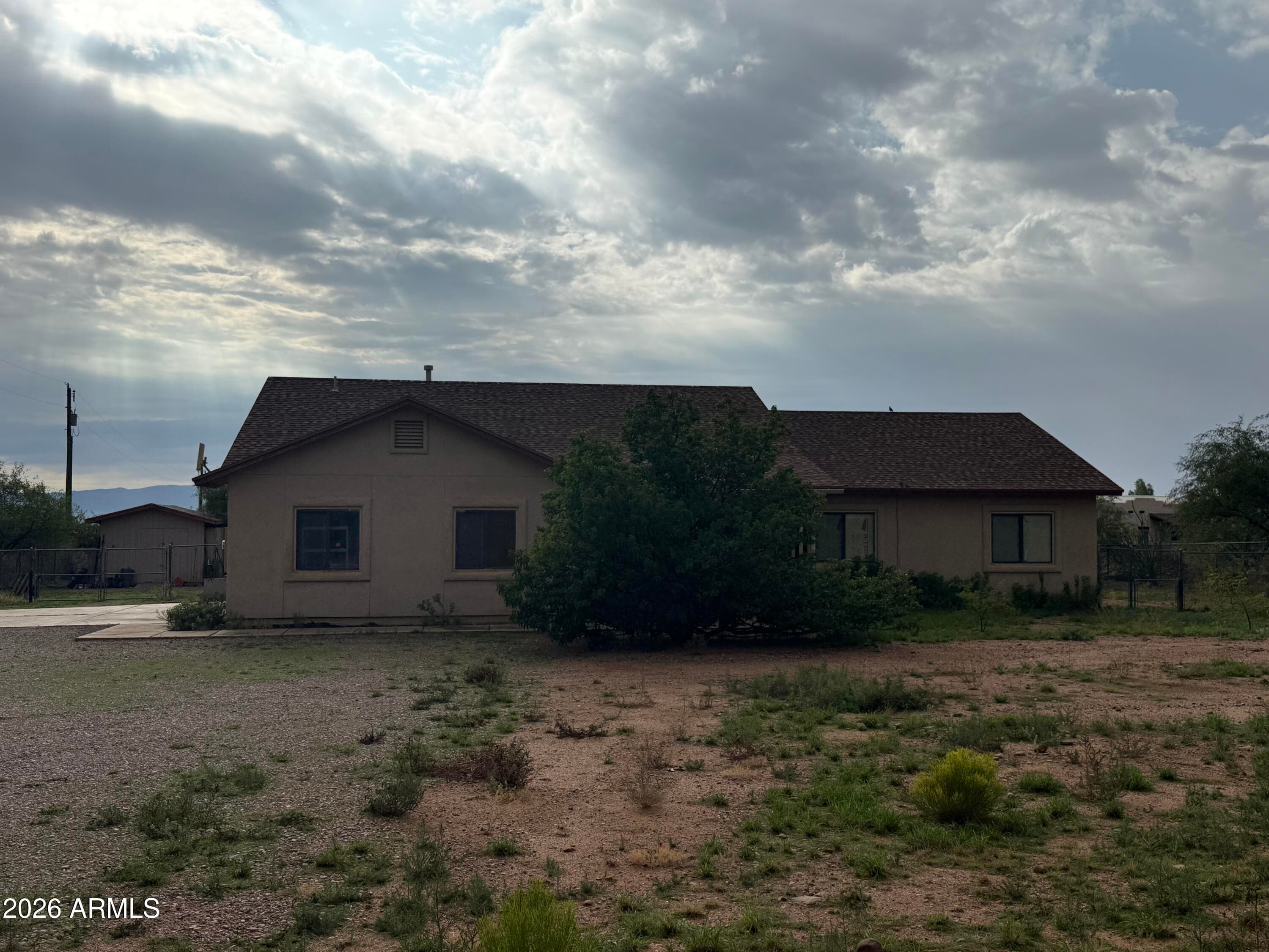 5655 S CALLE DE LA ROSA Drive, Hereford, AZ 85615 — photo 2 of 20