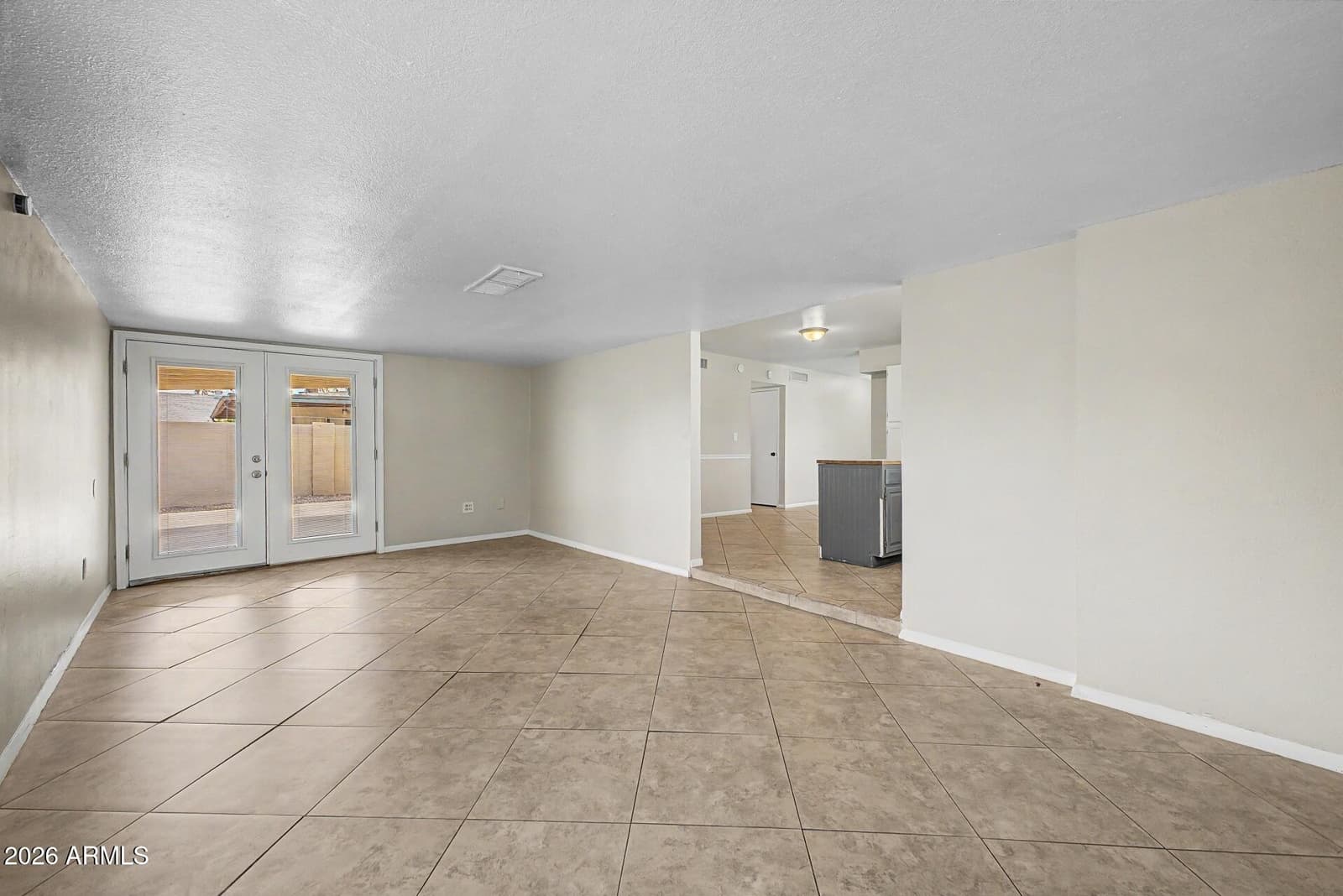 2235 W EL MORO Avenue, Mesa, AZ 85202 — photo 3 of 24