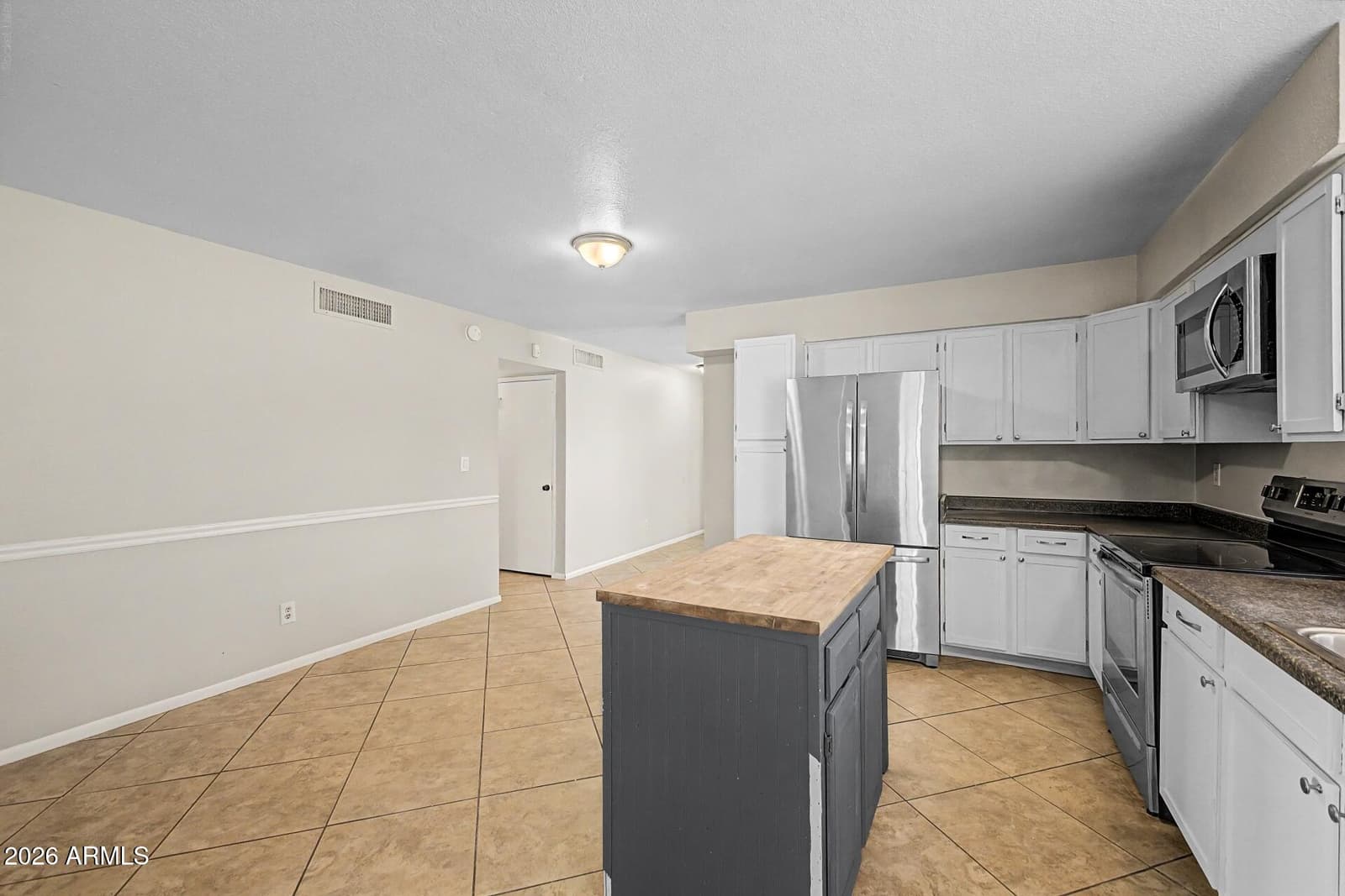 2235 W EL MORO Avenue, Mesa, AZ 85202 — photo 12 of 24