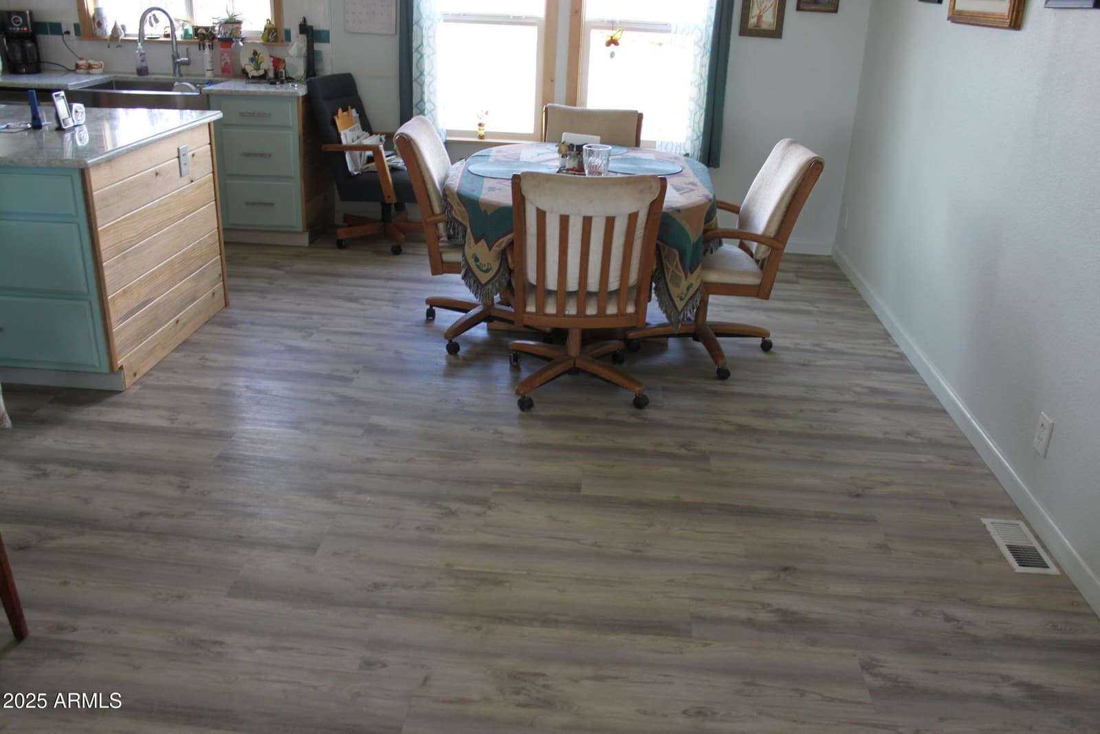 9647 E JOY Avenue, Hereford, AZ 85615 — photo 4 of 54