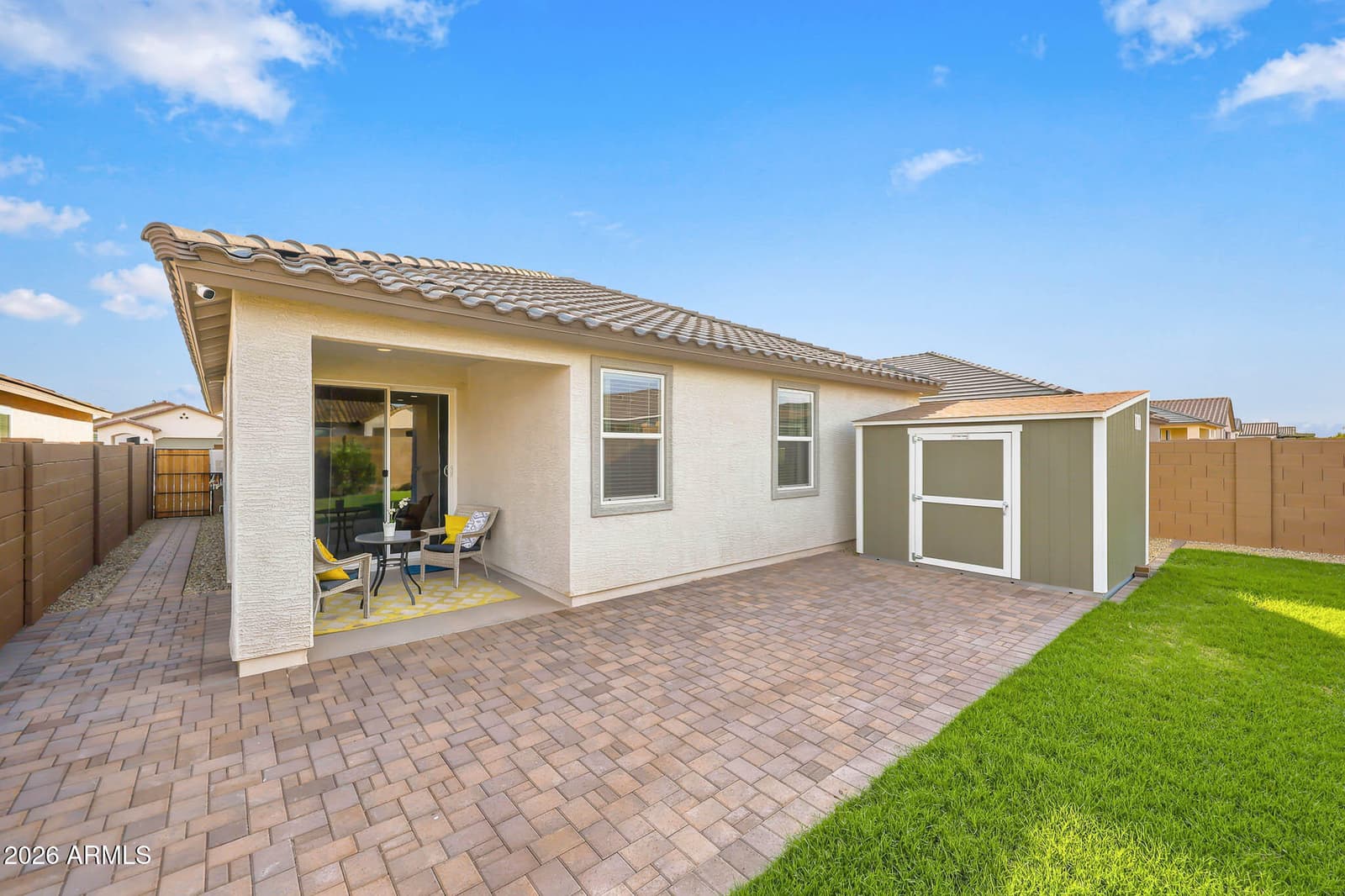 17310 W SMOKETREE Drive, Surprise, AZ 85387 — photo 5 of 47