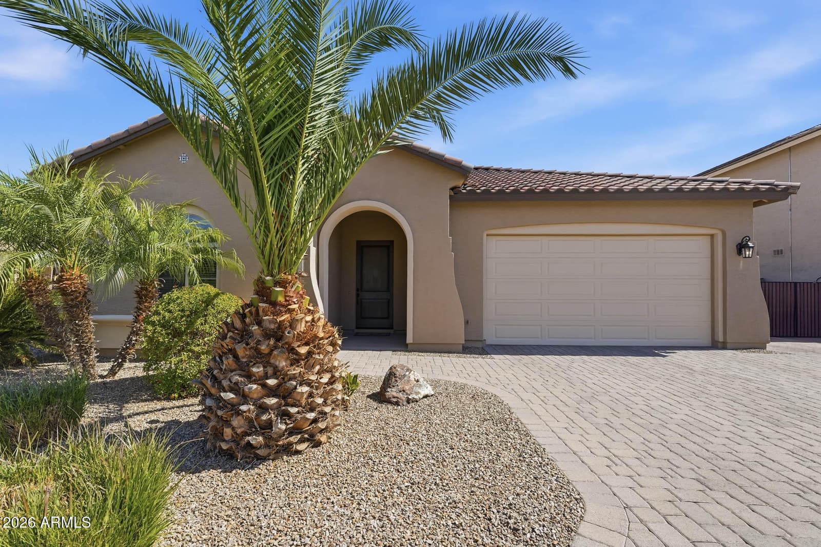 129 W WHITE OAK Avenue, Queen Creek, AZ 85140 — photo 1 of 61
