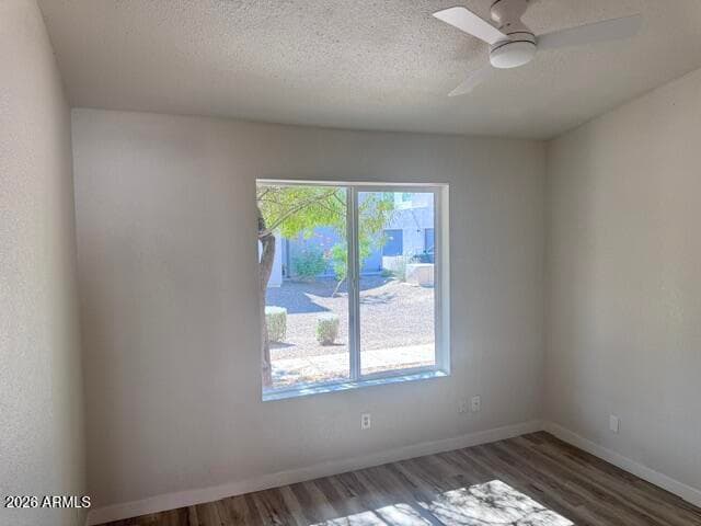 2829 E TRACY Lane 4, Phoenix, AZ 85032 — photo 13 of 21