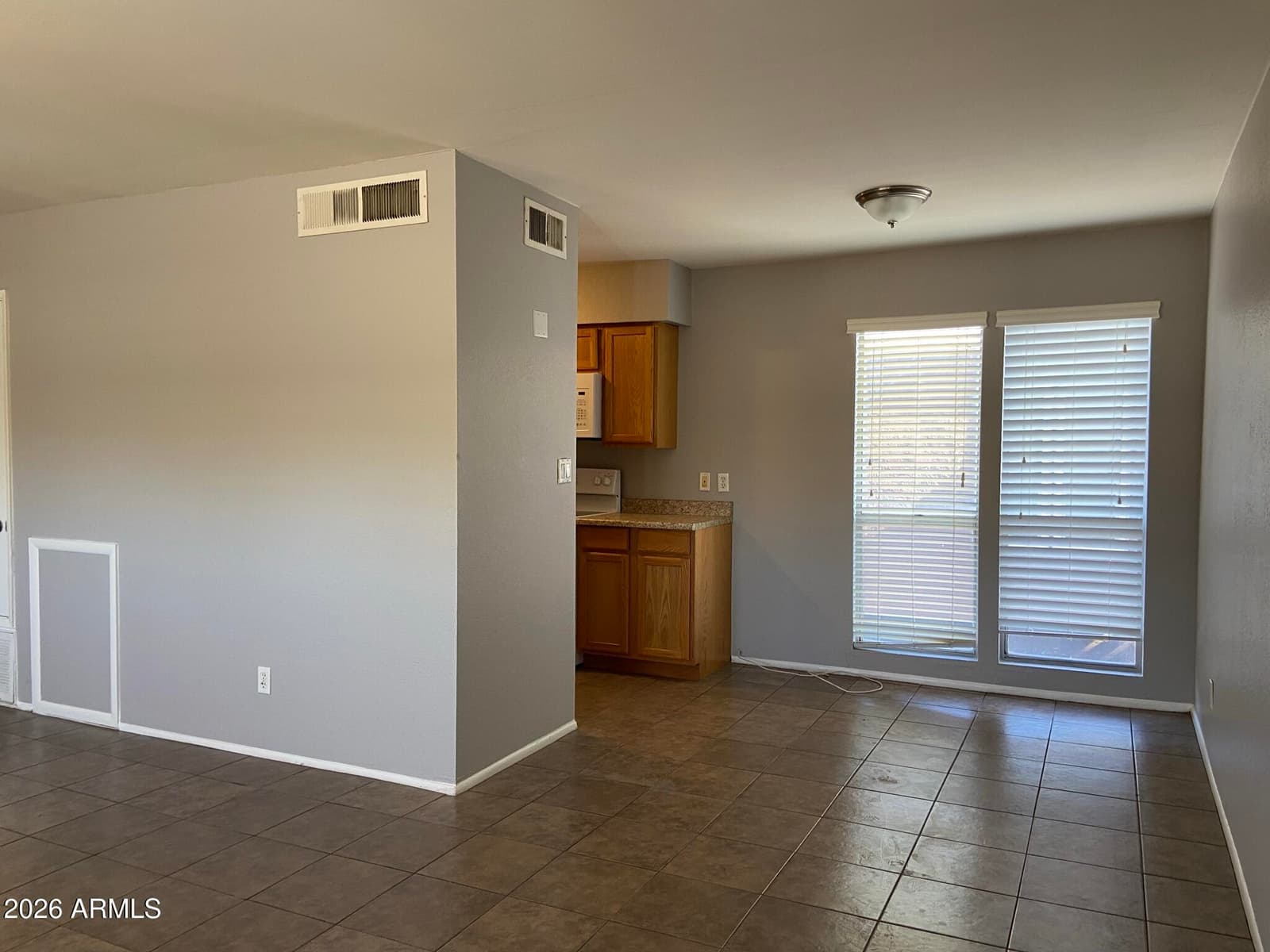 2693 E OAKLEAF Drive, Tempe, AZ 85288 — photo 11 of 37