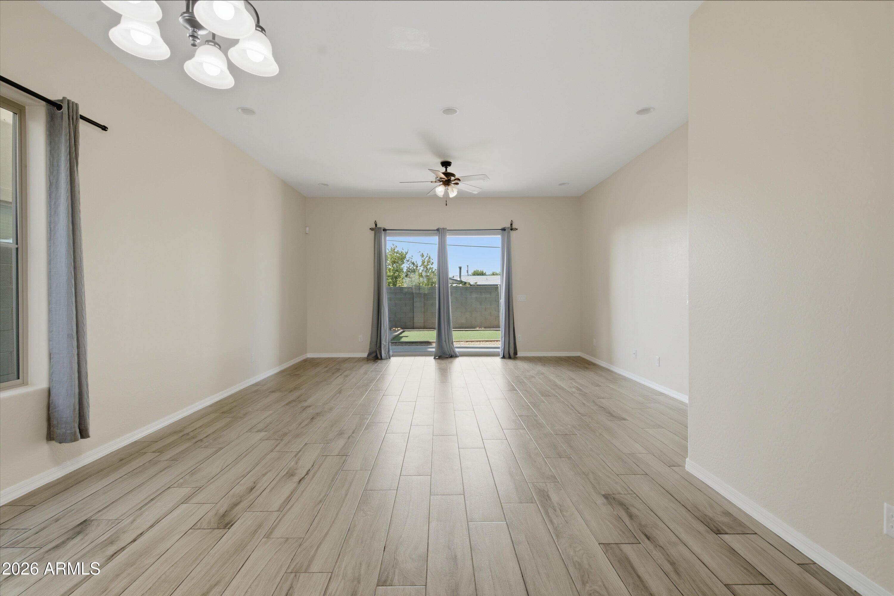 2338 W SIERRA VISTA Drive, Phoenix, AZ 85015 — photo 9 of 35