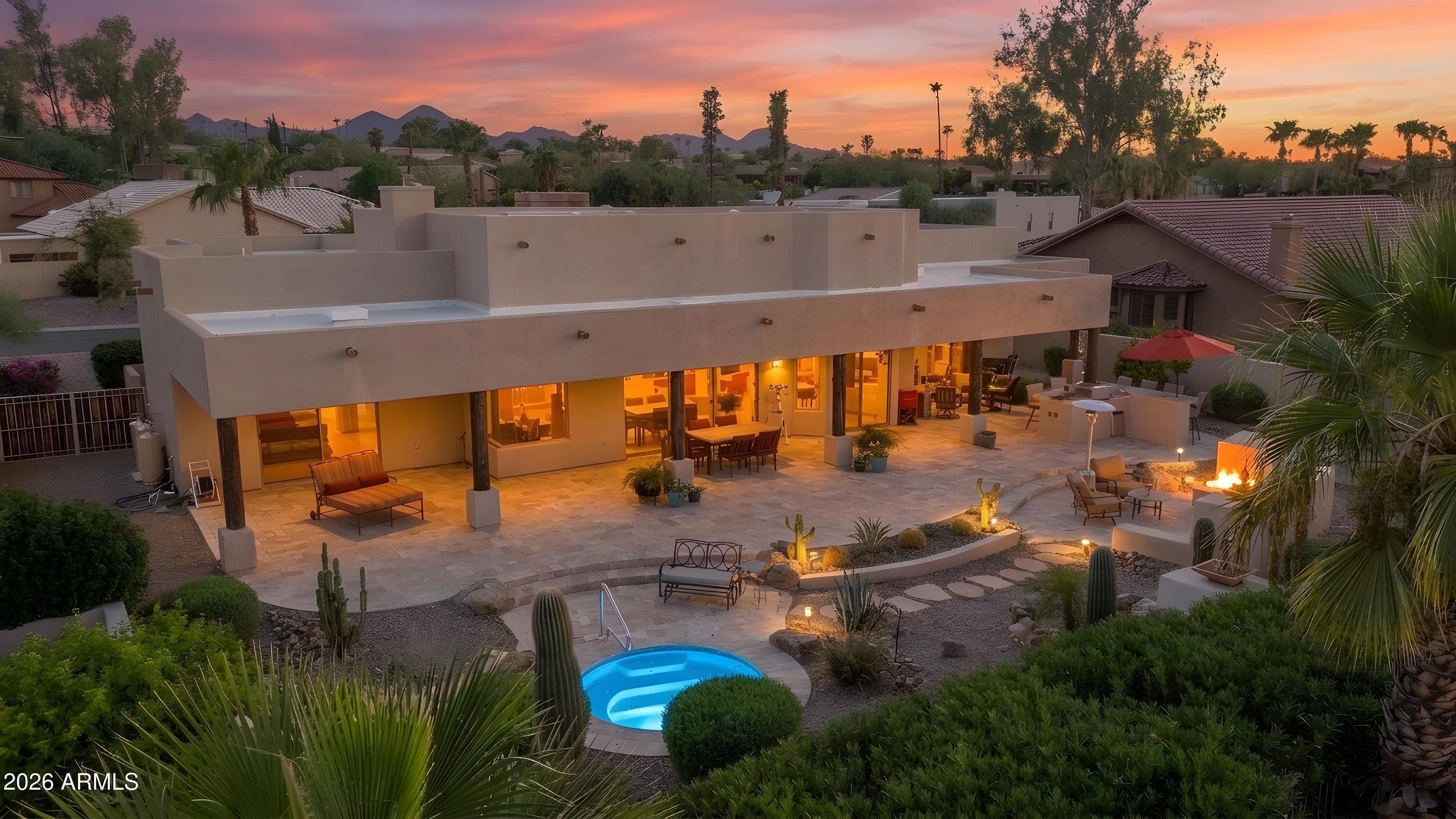 10275 N NICKLAUS Drive, Fountain Hills, AZ 85268 — photo 5 of 55