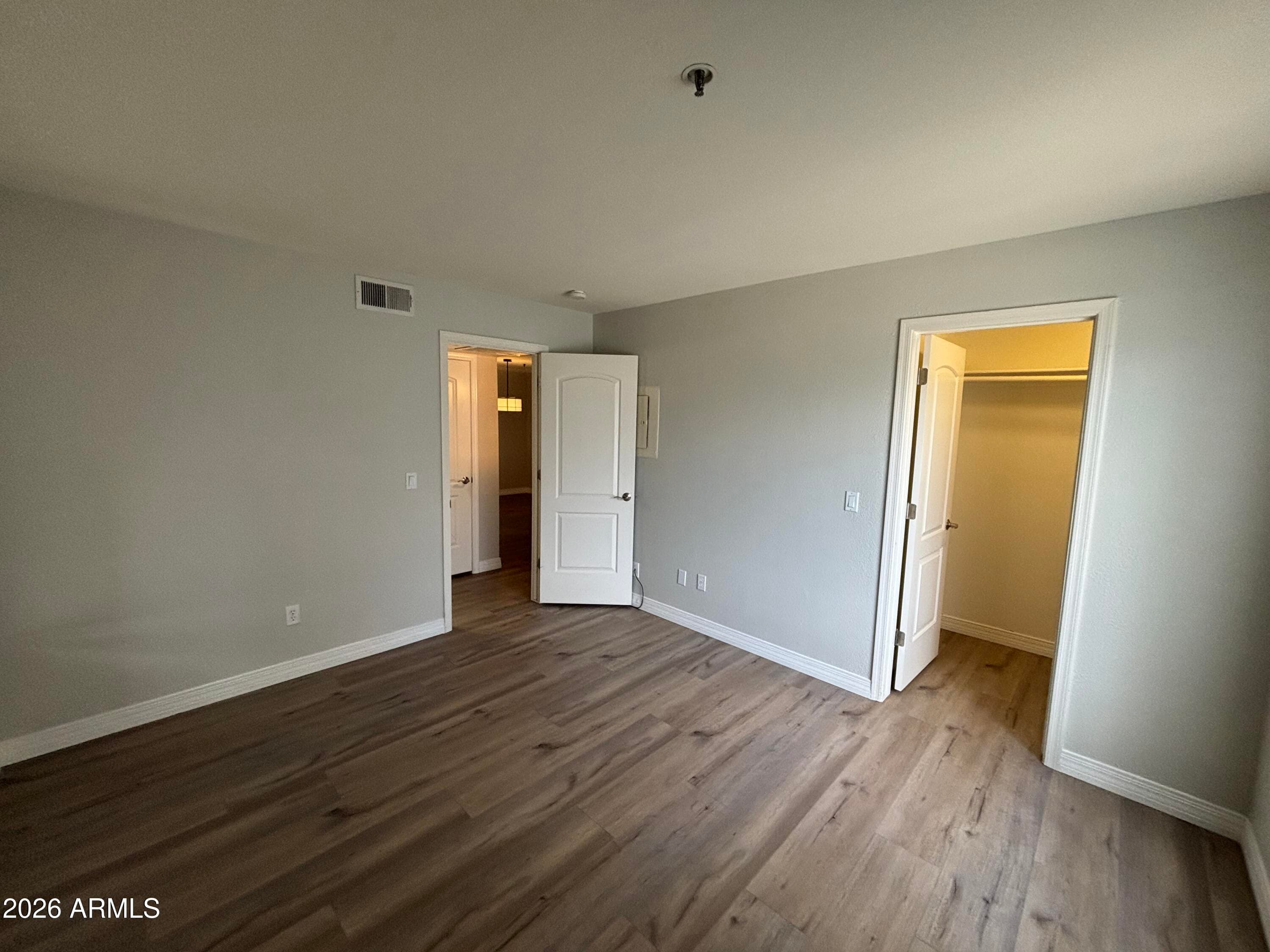2025 E CAMPBELL Avenue 335, Phoenix, AZ 85016 — photo 5 of 13