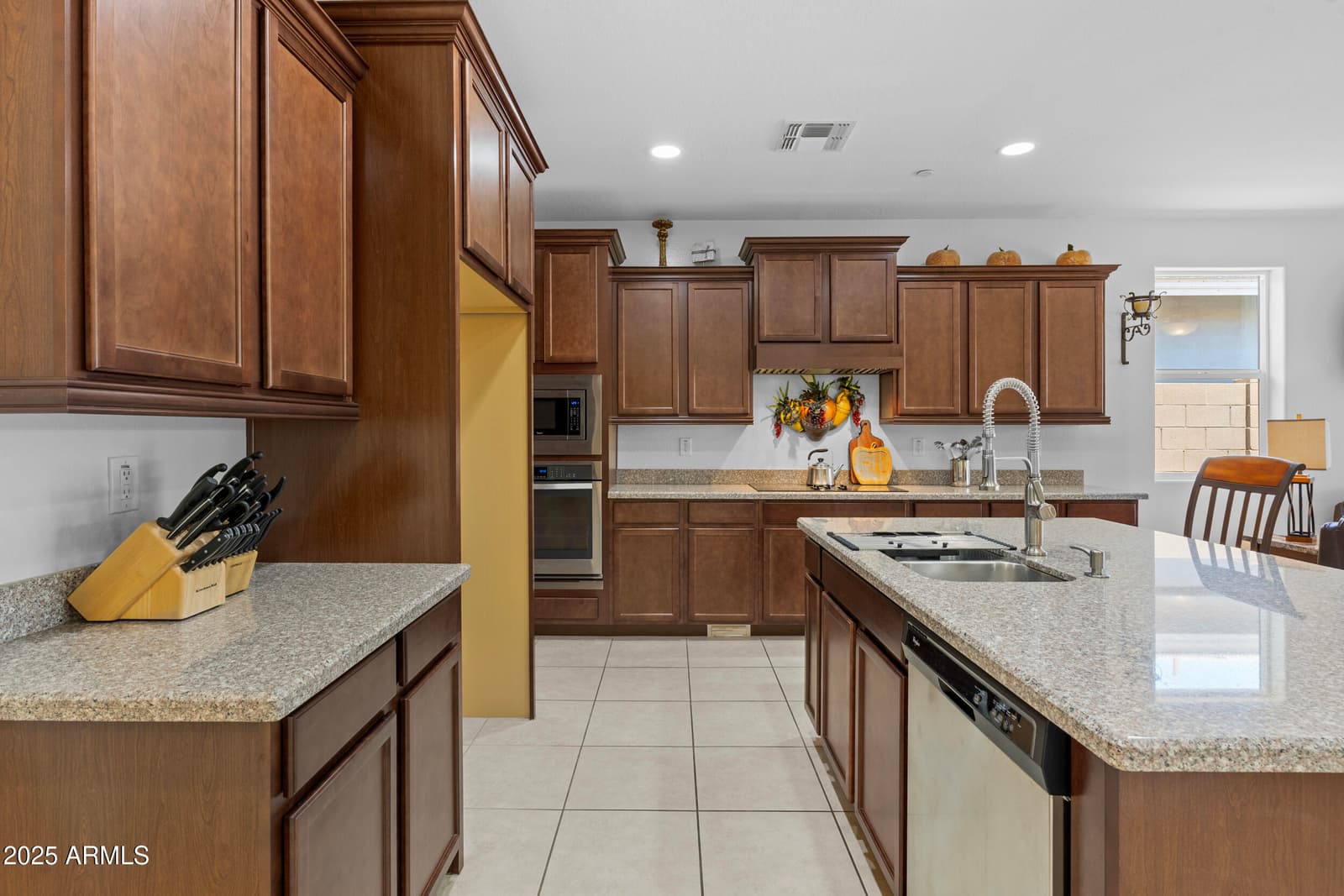 30855 N 138TH Avenue, Peoria, AZ 85383 — photo 3 of 42