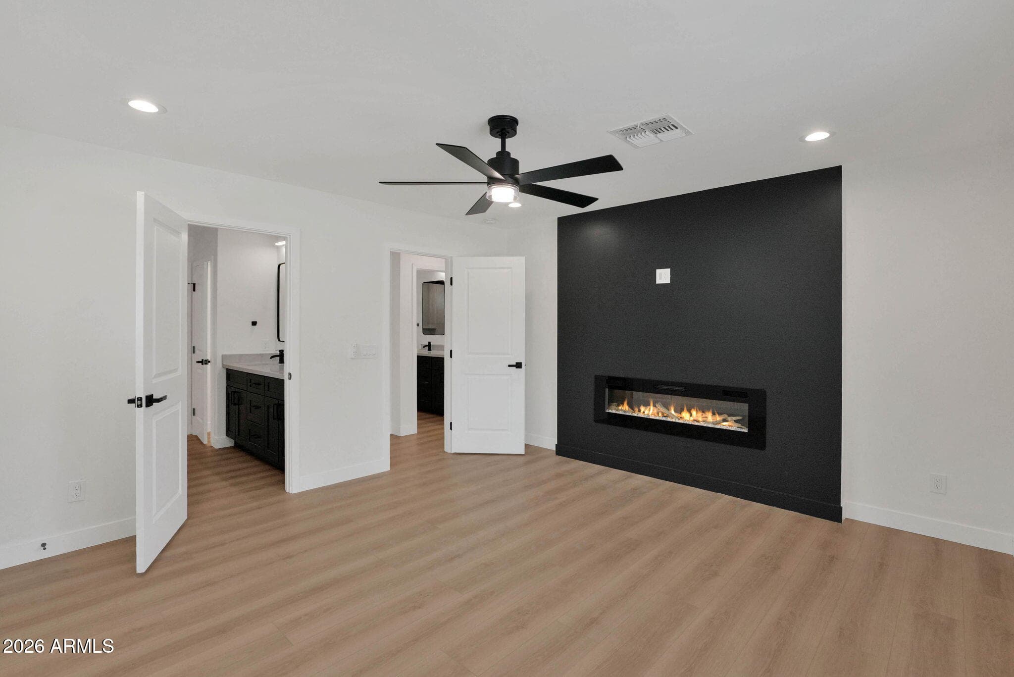 2507 E DEVONSHIRE Avenue, Phoenix, AZ 85016 — photo 11 of 31
