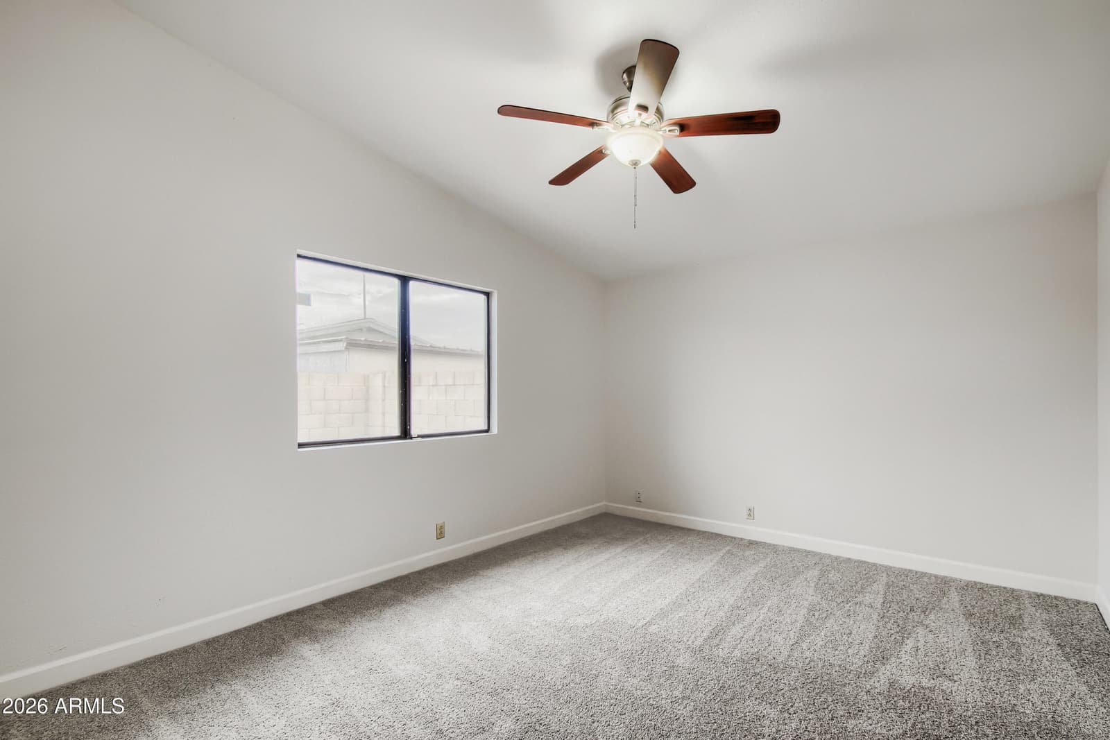 11140 N 82ND Drive, Peoria, AZ 85345 — photo 9 of 18