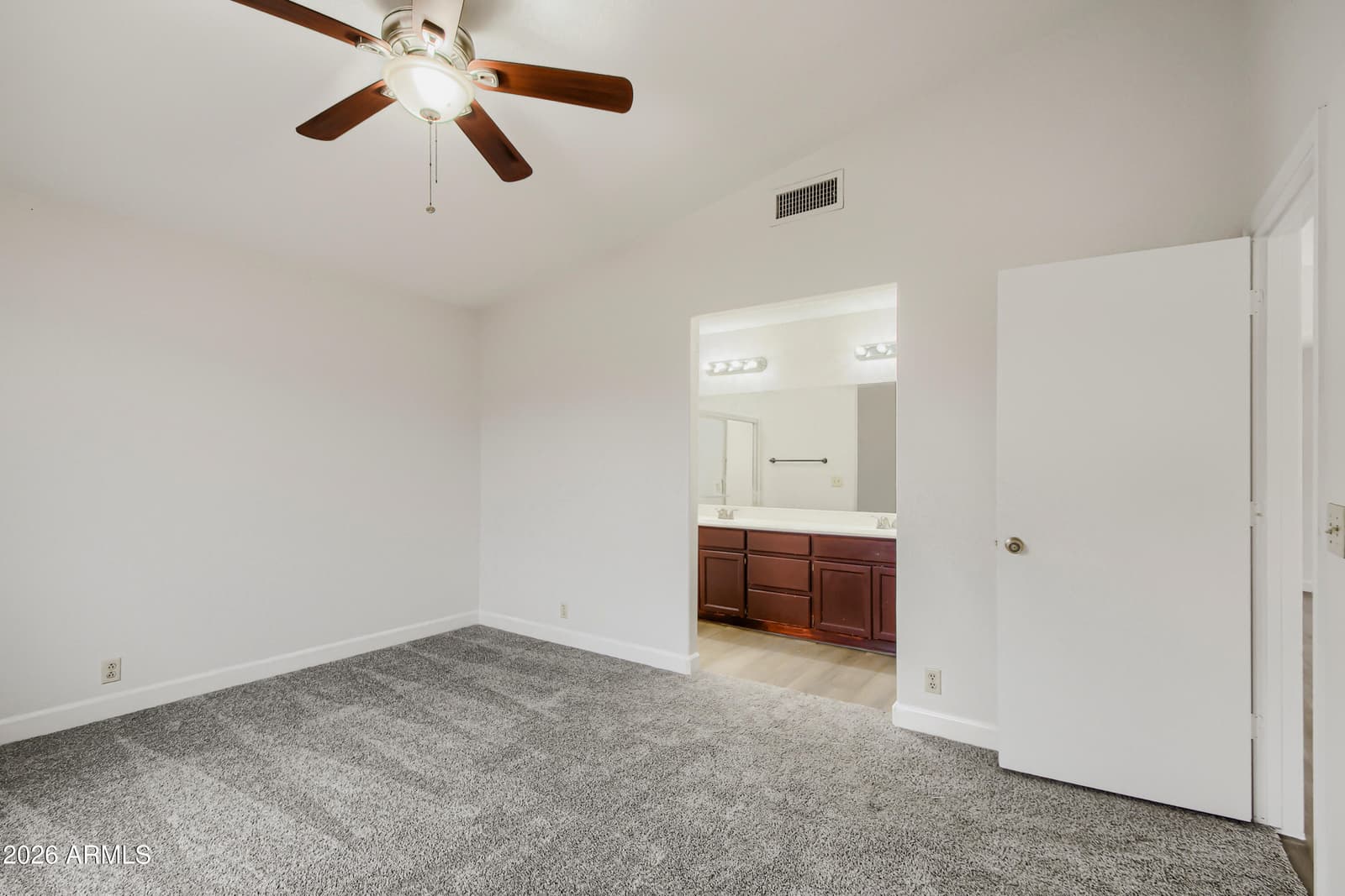 11140 N 82ND Drive, Peoria, AZ 85345 — photo 10 of 18