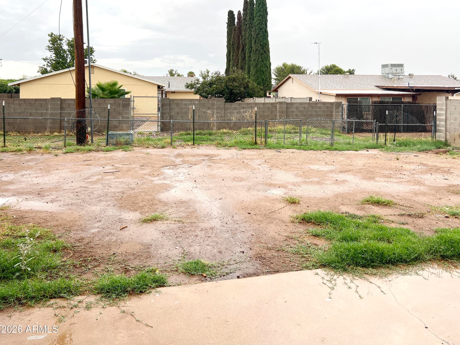 21 E BROWN Drive, Sierra Vista, AZ 85635 — photo 2 of 26