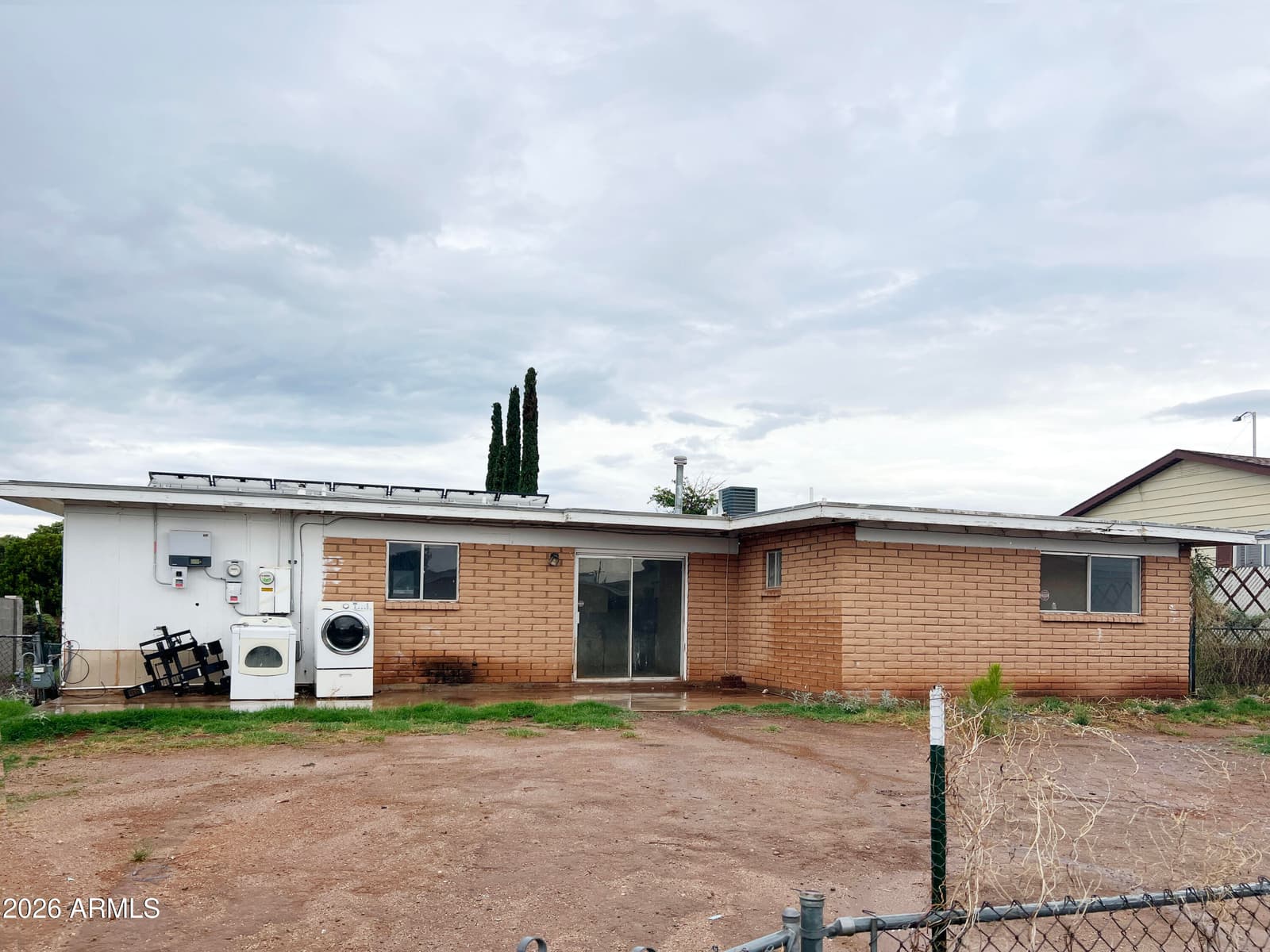 21 E BROWN Drive, Sierra Vista, AZ 85635 — photo 5 of 26
