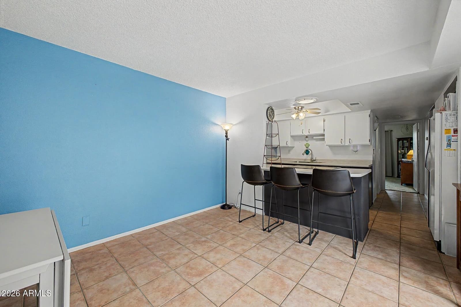 2543 N 22ND Drive, Phoenix, AZ 85009 — photo 7 of 28