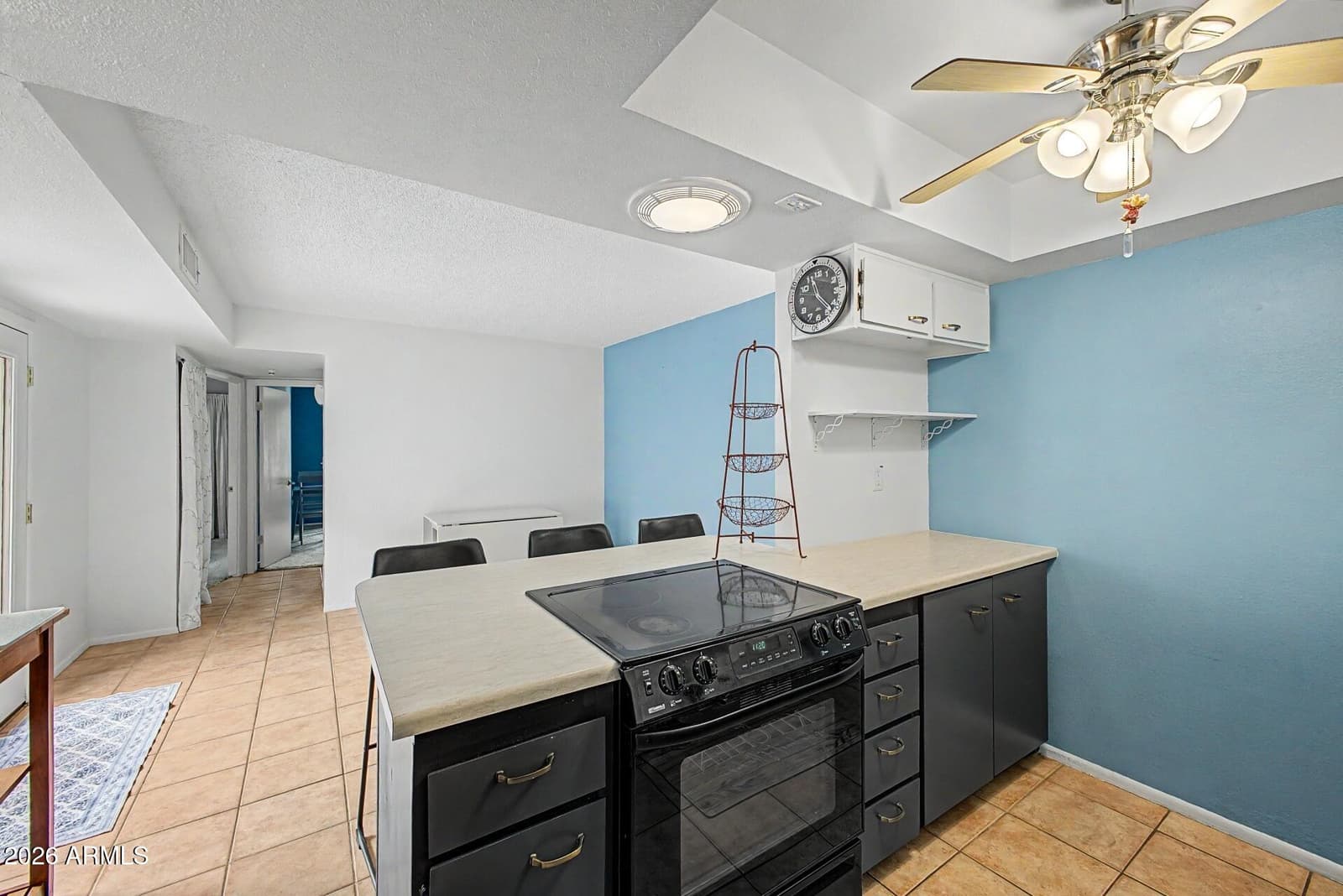 2543 N 22ND Drive, Phoenix, AZ 85009 — photo 10 of 28