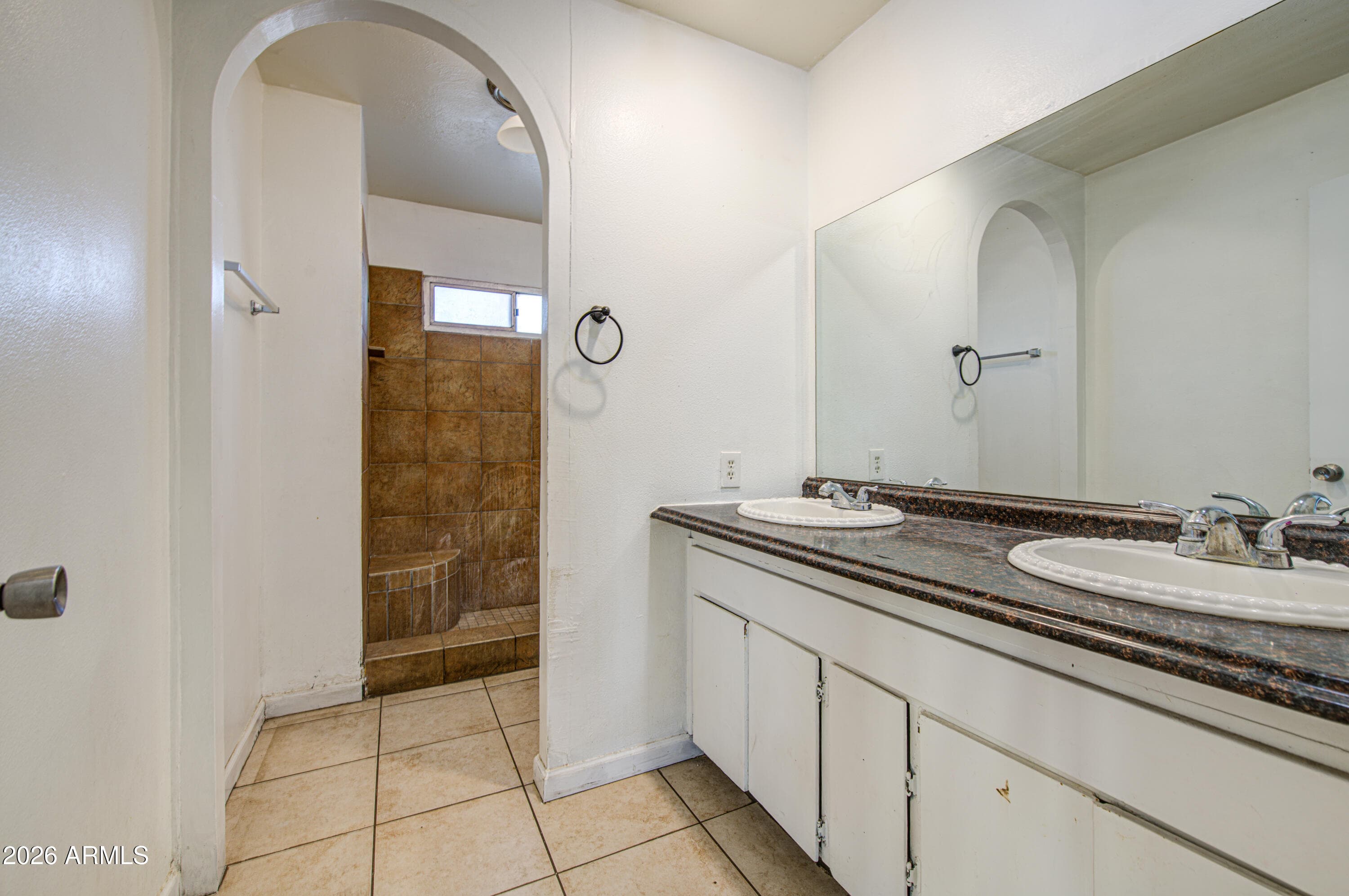 7922 W EARLL Drive, Phoenix, AZ 85033 — photo 17 of 24
