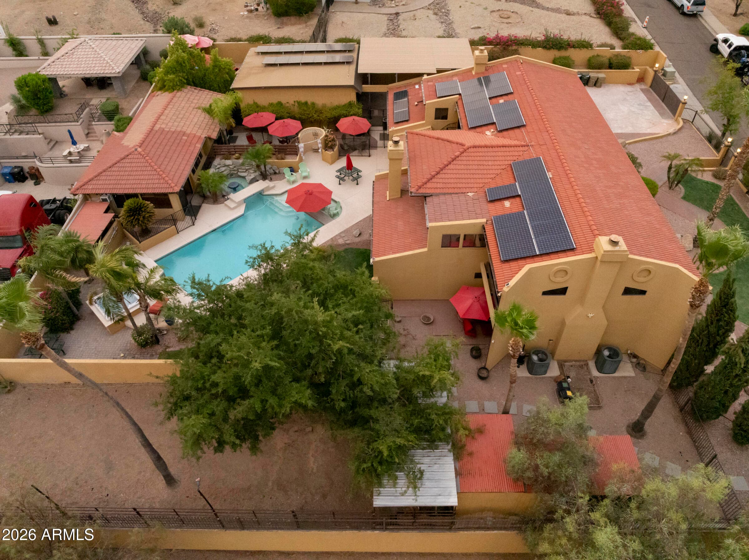 1745 E FRIESS Drive, Phoenix, AZ 85022 — photo 24 of 175