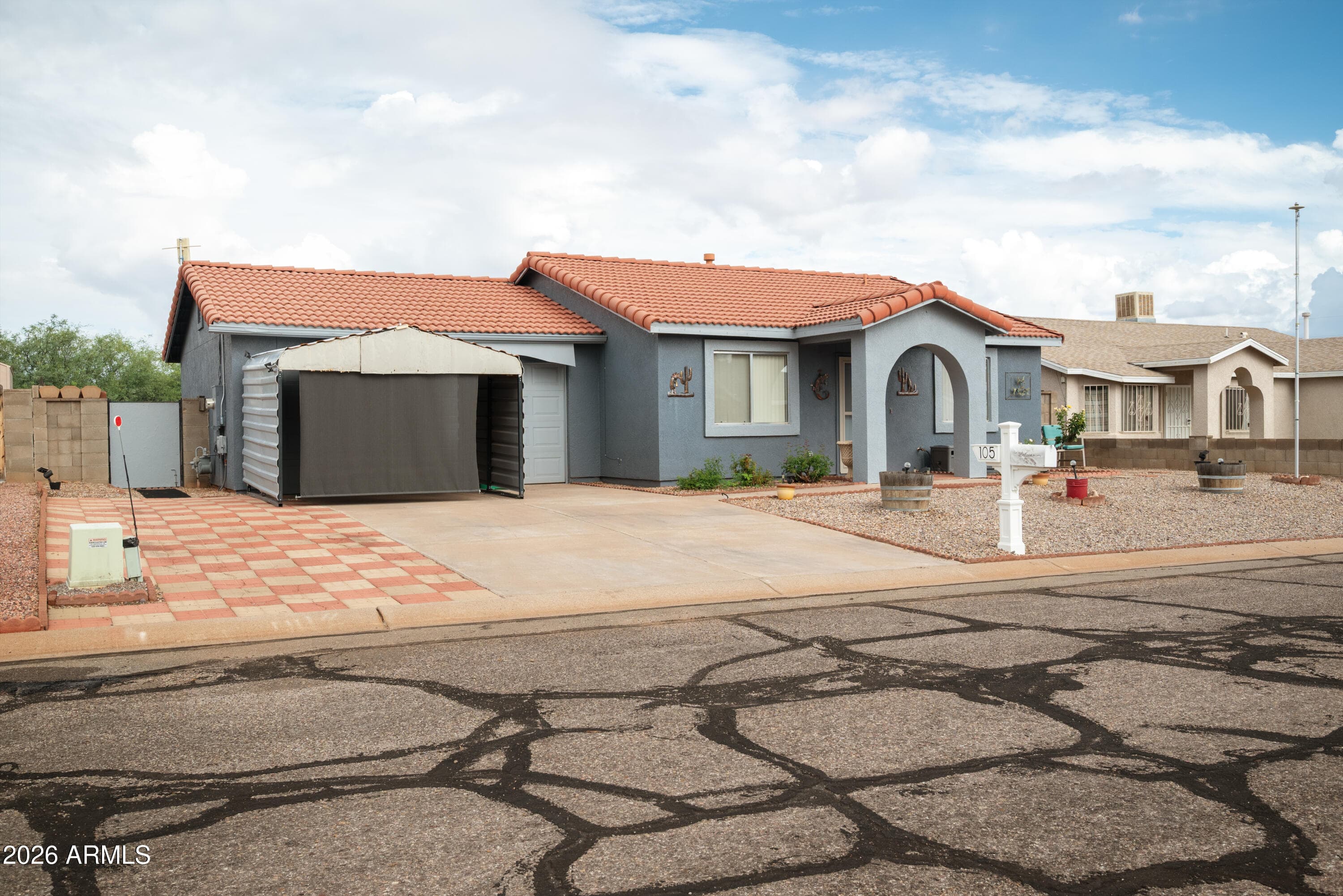 105 ARROWHEAD Drive, Huachuca City, AZ 85616 — photo 3 of 28