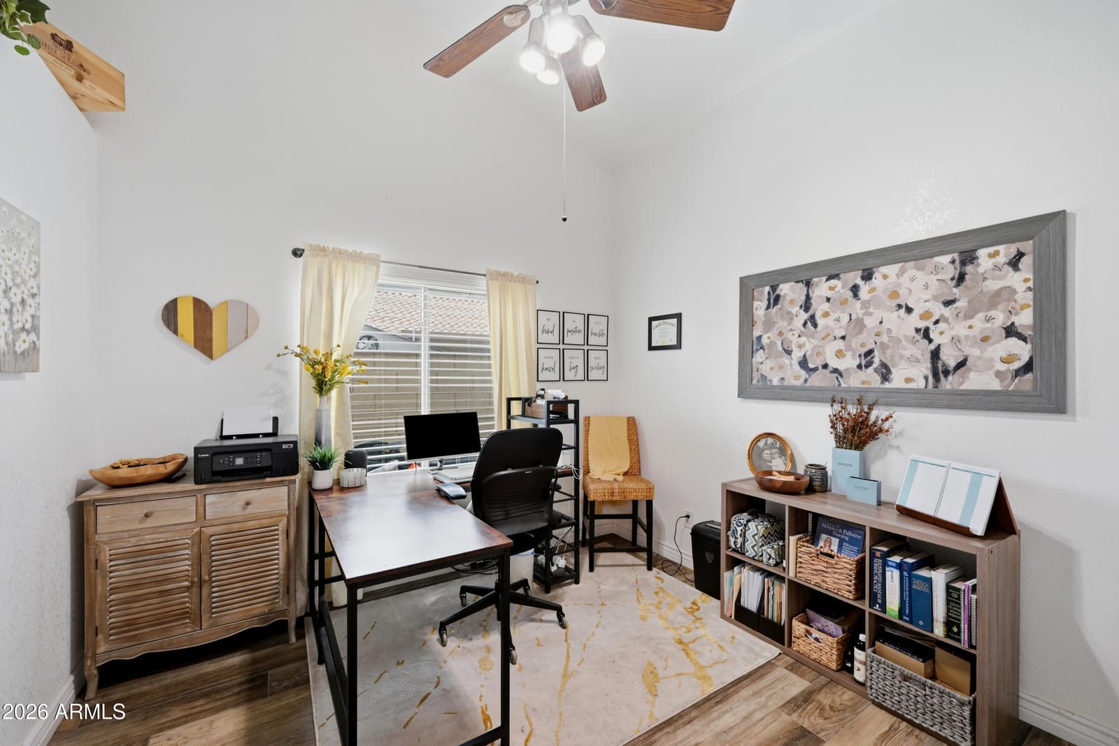 1091 S CROSSROADS Drive, Gilbert, AZ 85296 — photo 15 of 34