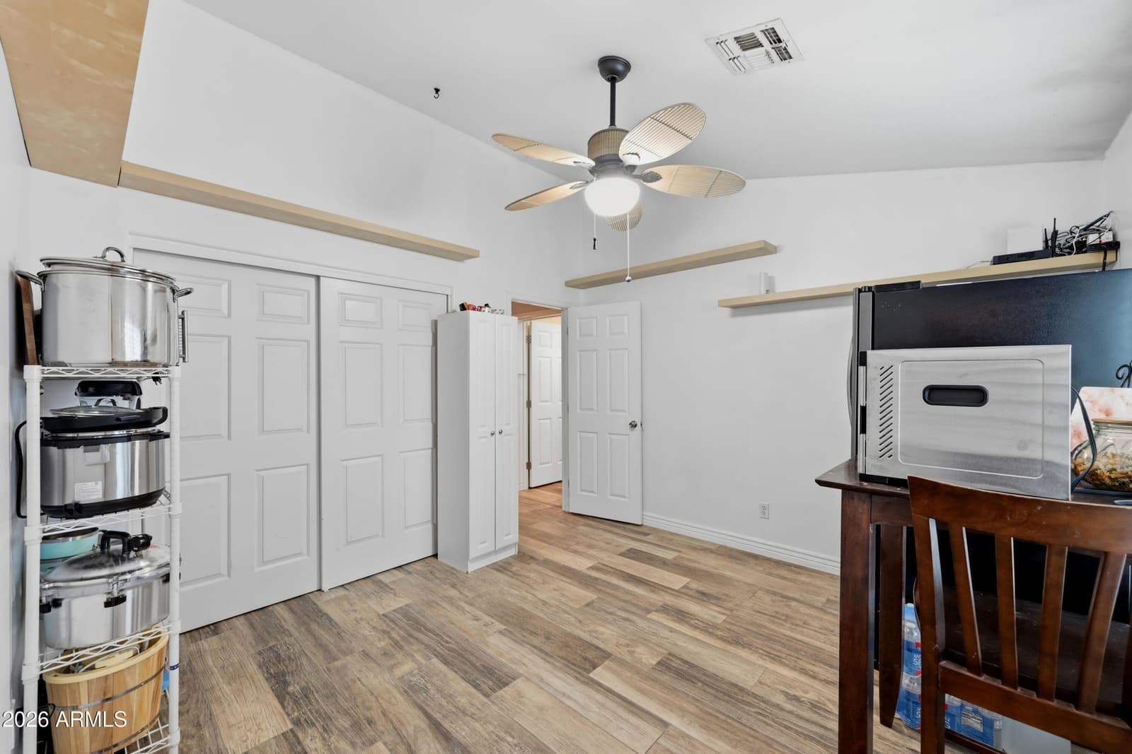 1091 S CROSSROADS Drive, Gilbert, AZ 85296 — photo 17 of 34