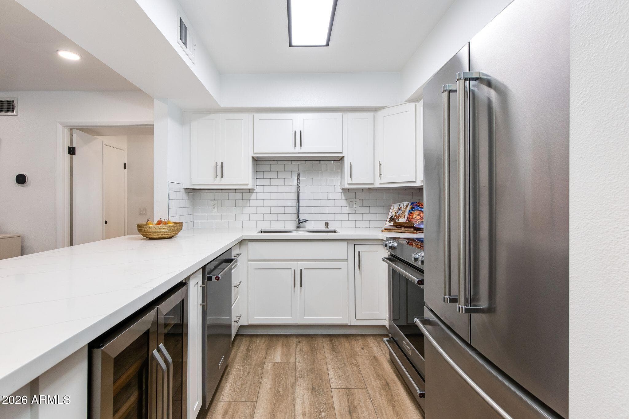 5209 N 24TH Street 104, Phoenix, AZ 85016 — photo 5 of 17