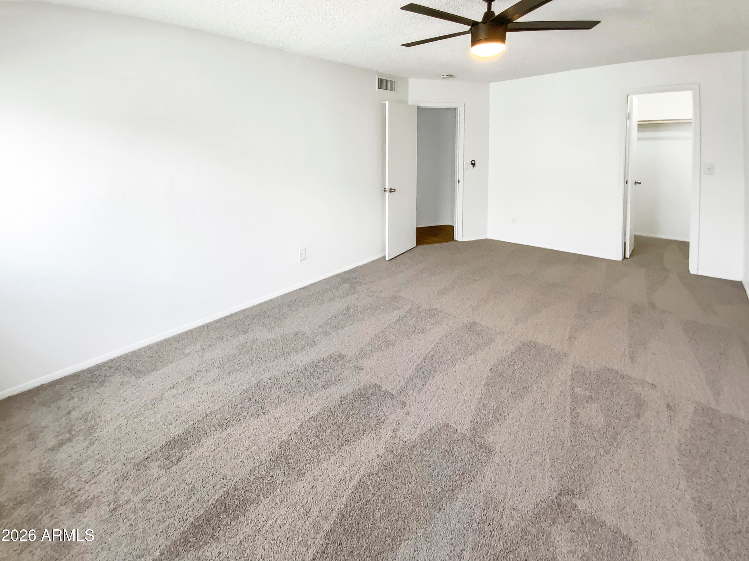 8605 N 67TH Lane, Peoria, AZ 85345 — photo 4 of 13